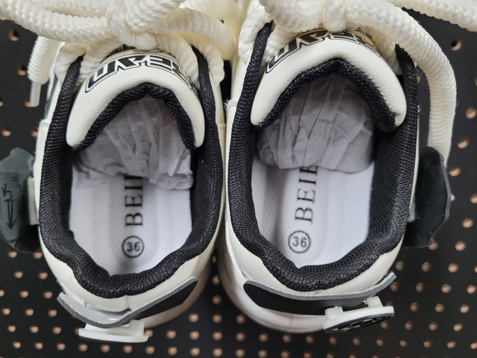 Unknown London Stylish White Sneakers - Act Fast, Grab Yours Now! Size US 5 / EU 37 - 4 Thumbnail