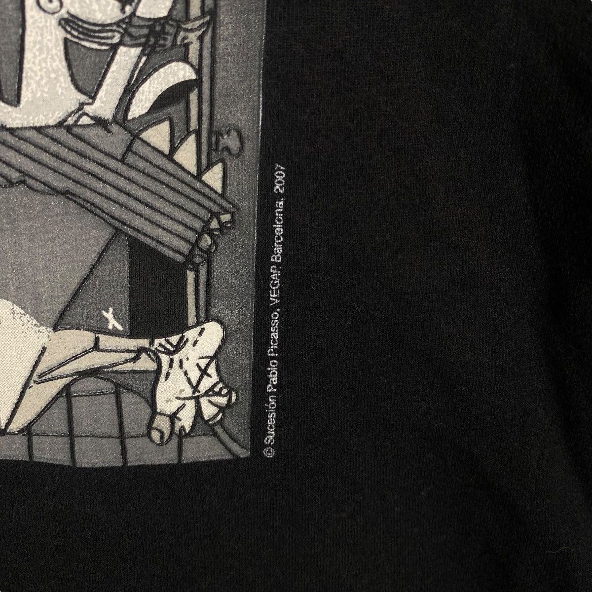 Vintage Vintage 00's PABLO PICASSO Guernica Oil Painted Tee Shirt Size US M / EU 48-50 / 2 - 3 Thumbnail