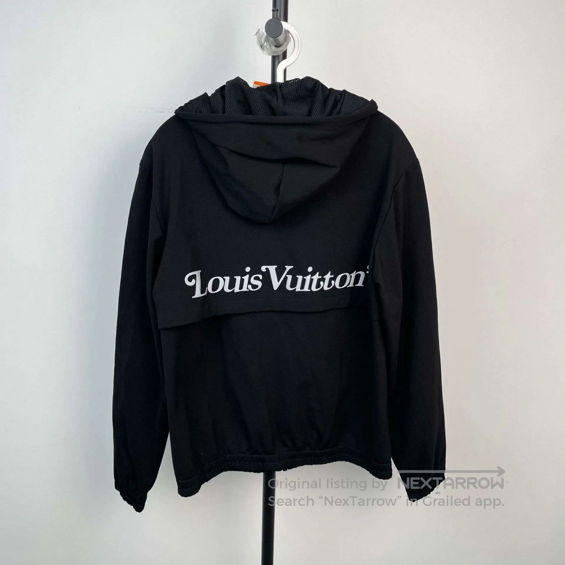 Louis Vuitton Louis Vuitton Black Hooded Logo Jacket. Size US M / EU 48-50 / 2 - 2 Thumbnail