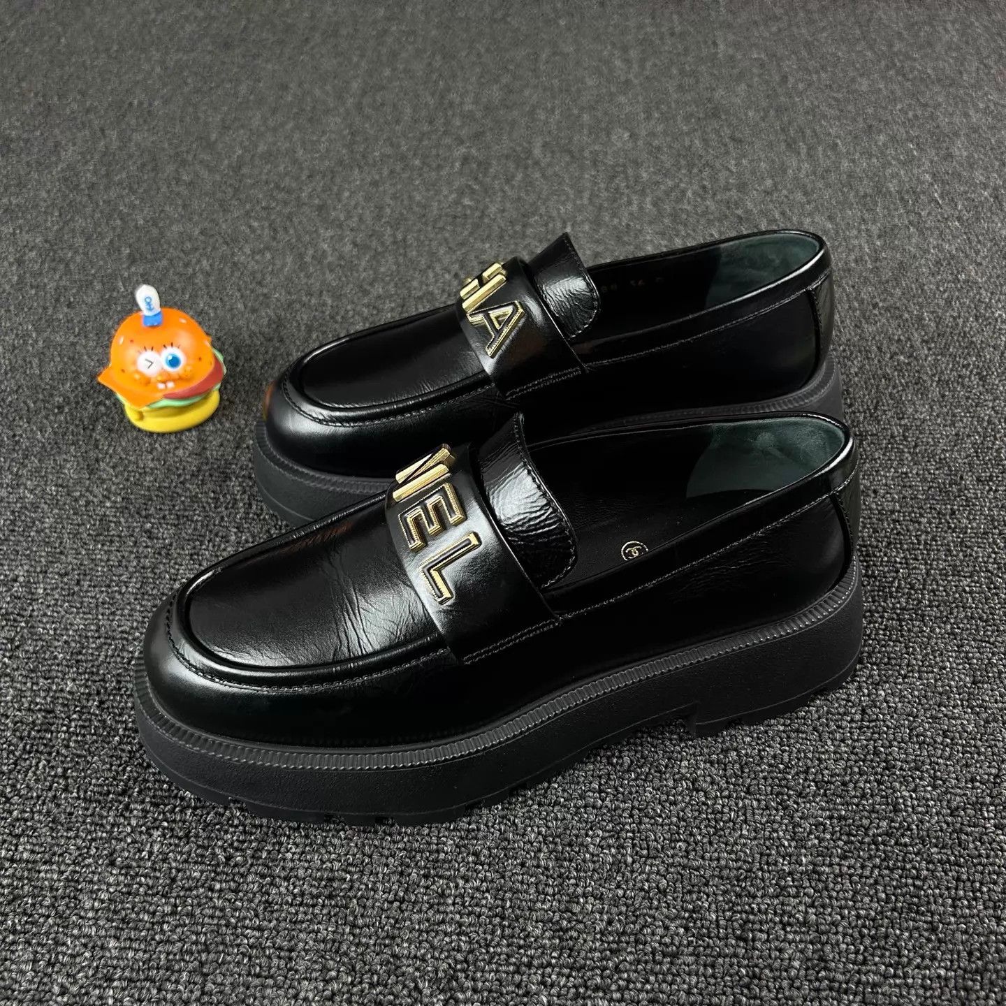 Chanel Chanel 24b Platform Loafer Black 36 Classic Metal Buckle Size US 5.5 / IT 35.5 - 1 Thumbnail