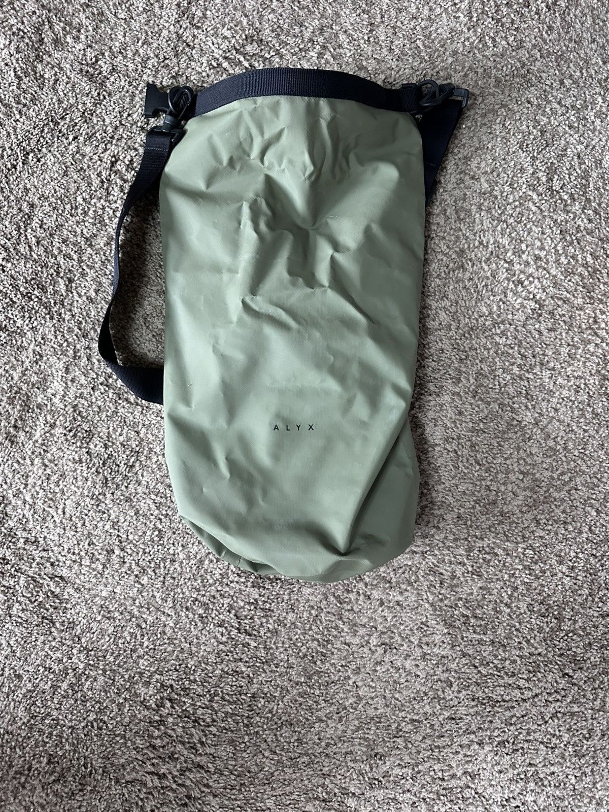 1017 ALYX 9SM Alyx Waterproof Bag Size ONE SIZE - 1 Thumbnail