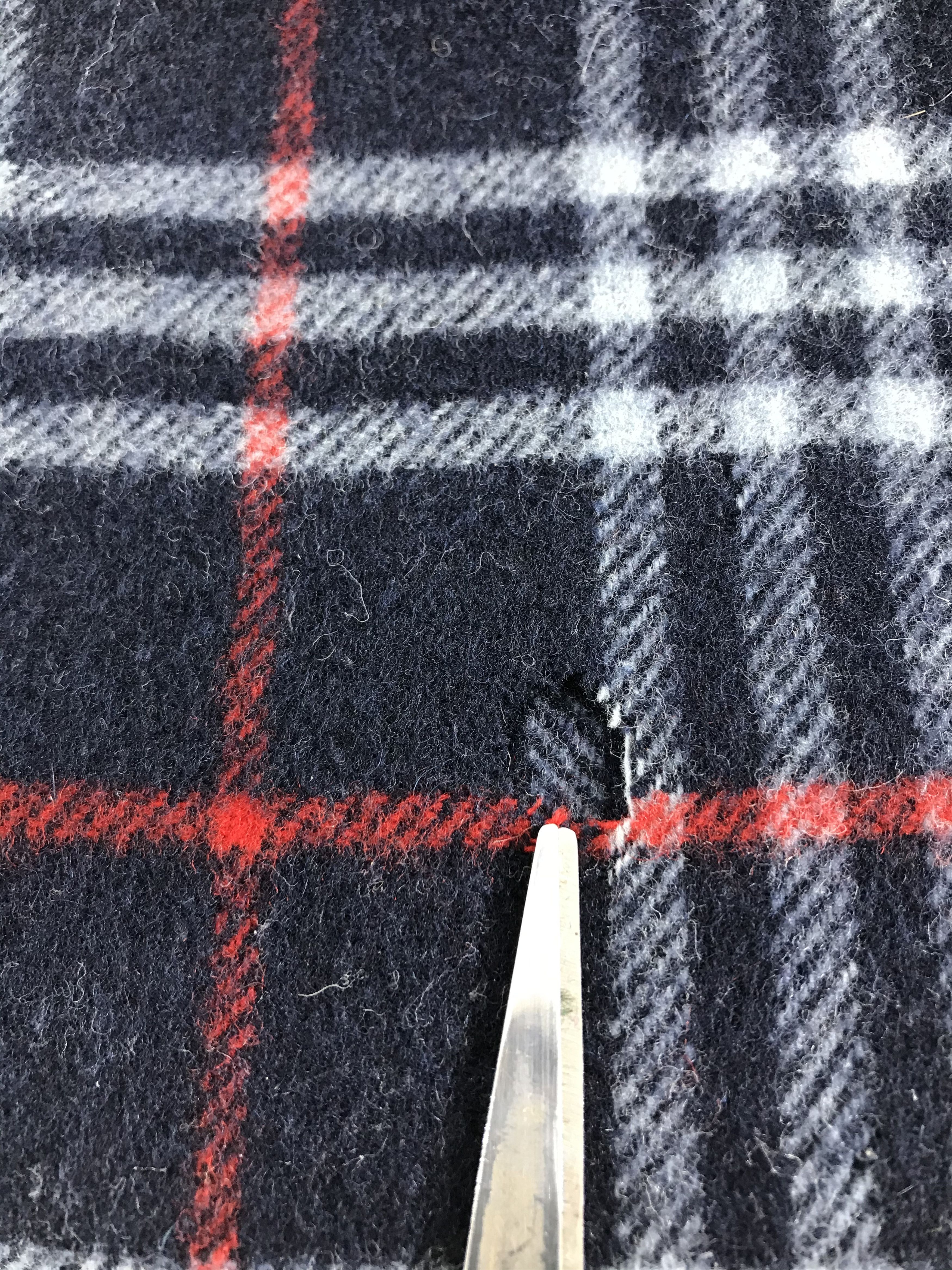 Burberry Burberry Blue Nova Check Wool Scarf Muffler V482 Size ONE SIZE - 16 Thumbnail