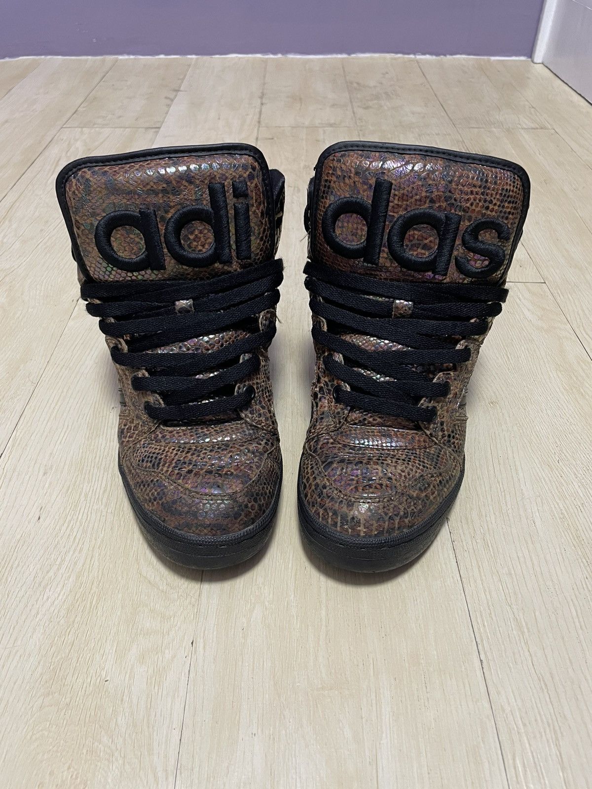 Adidas × Jeremy Scott Adidas Jeremy Scott Sneakers Conductor