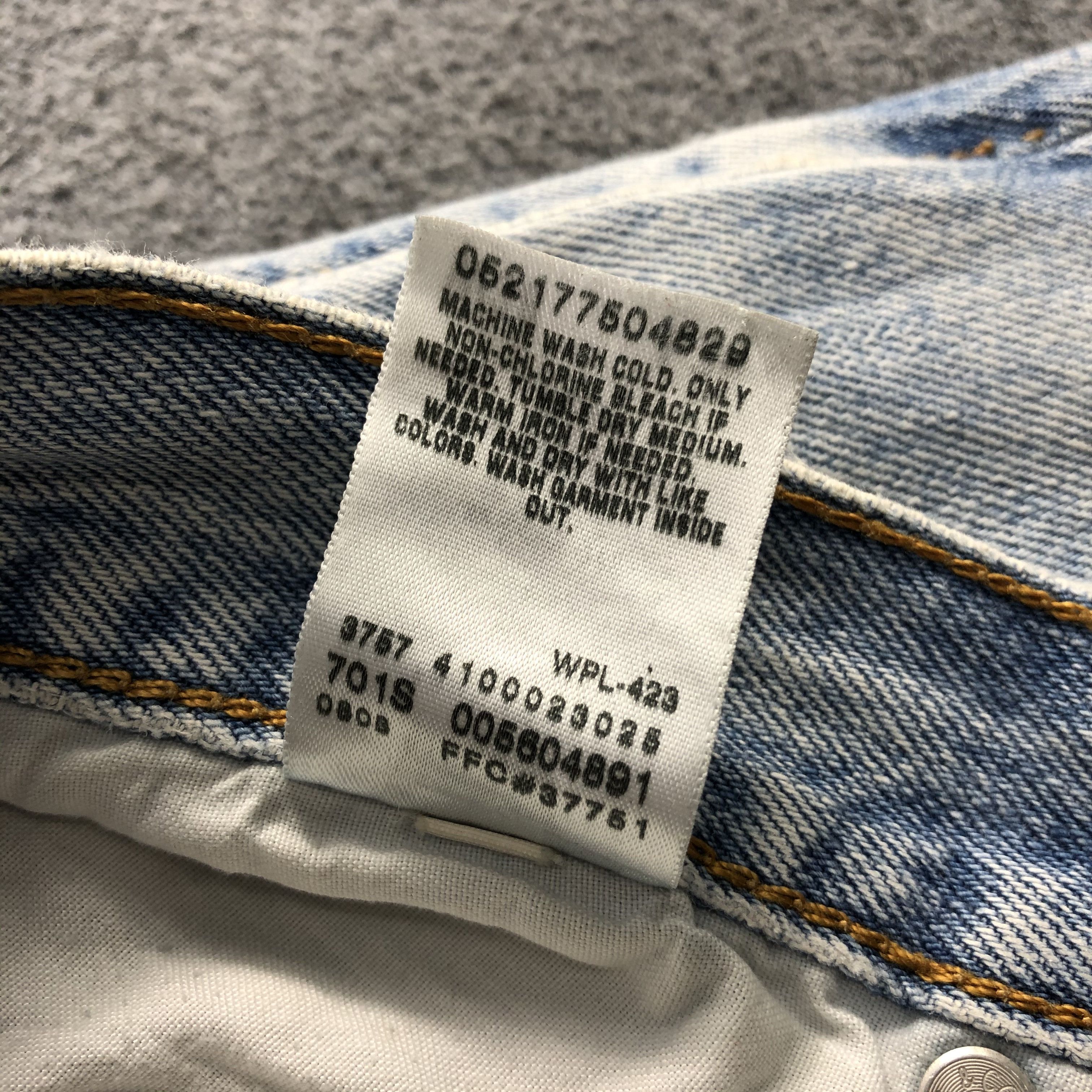 Levi's × Vintage Vintage Light Wash Levis 560 Jeans-JM1781 Size US 38 / EU 54 - 11 Thumbnail