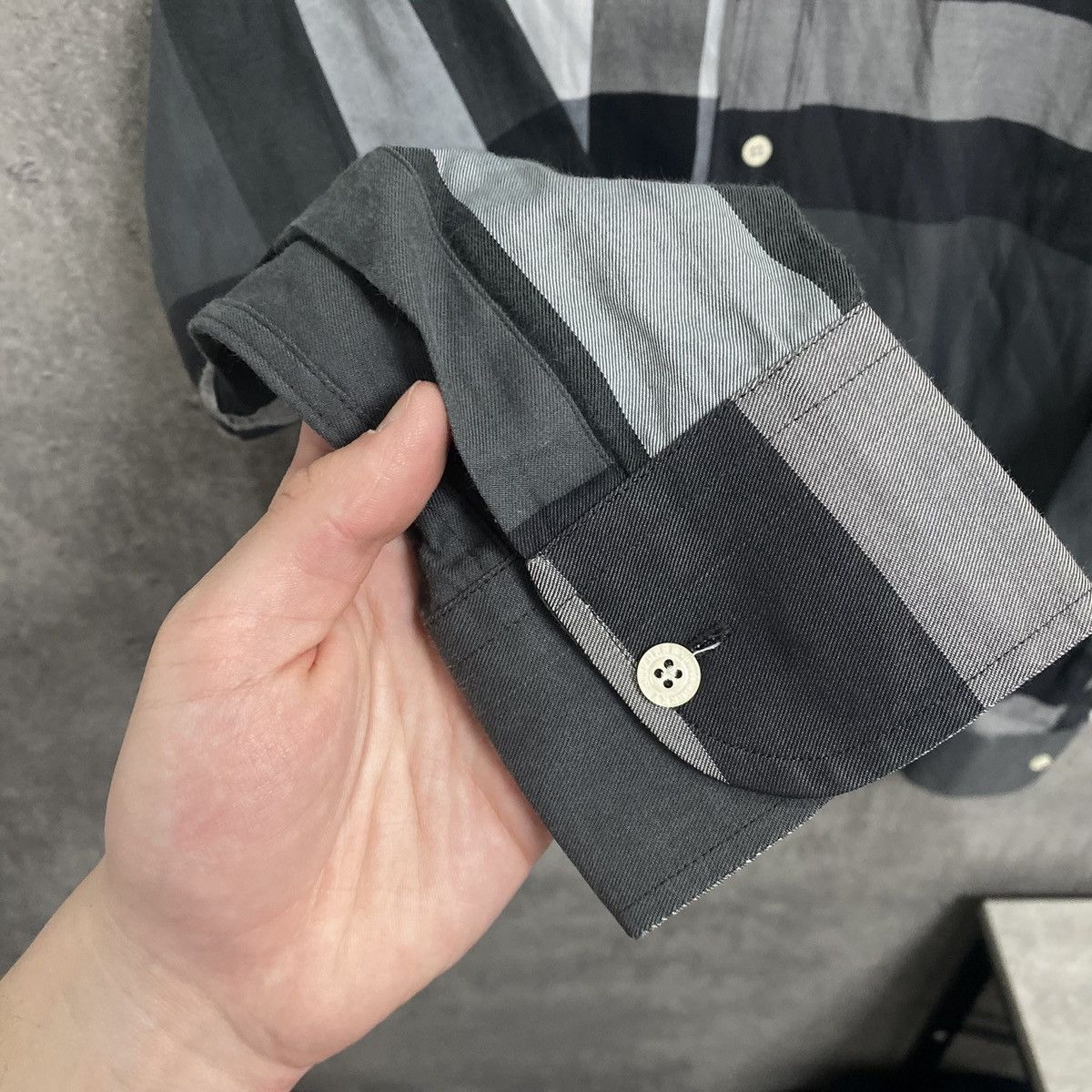 Burberry Burberry Shirt Size US S / EU 44-46 / 1 - 5 Thumbnail