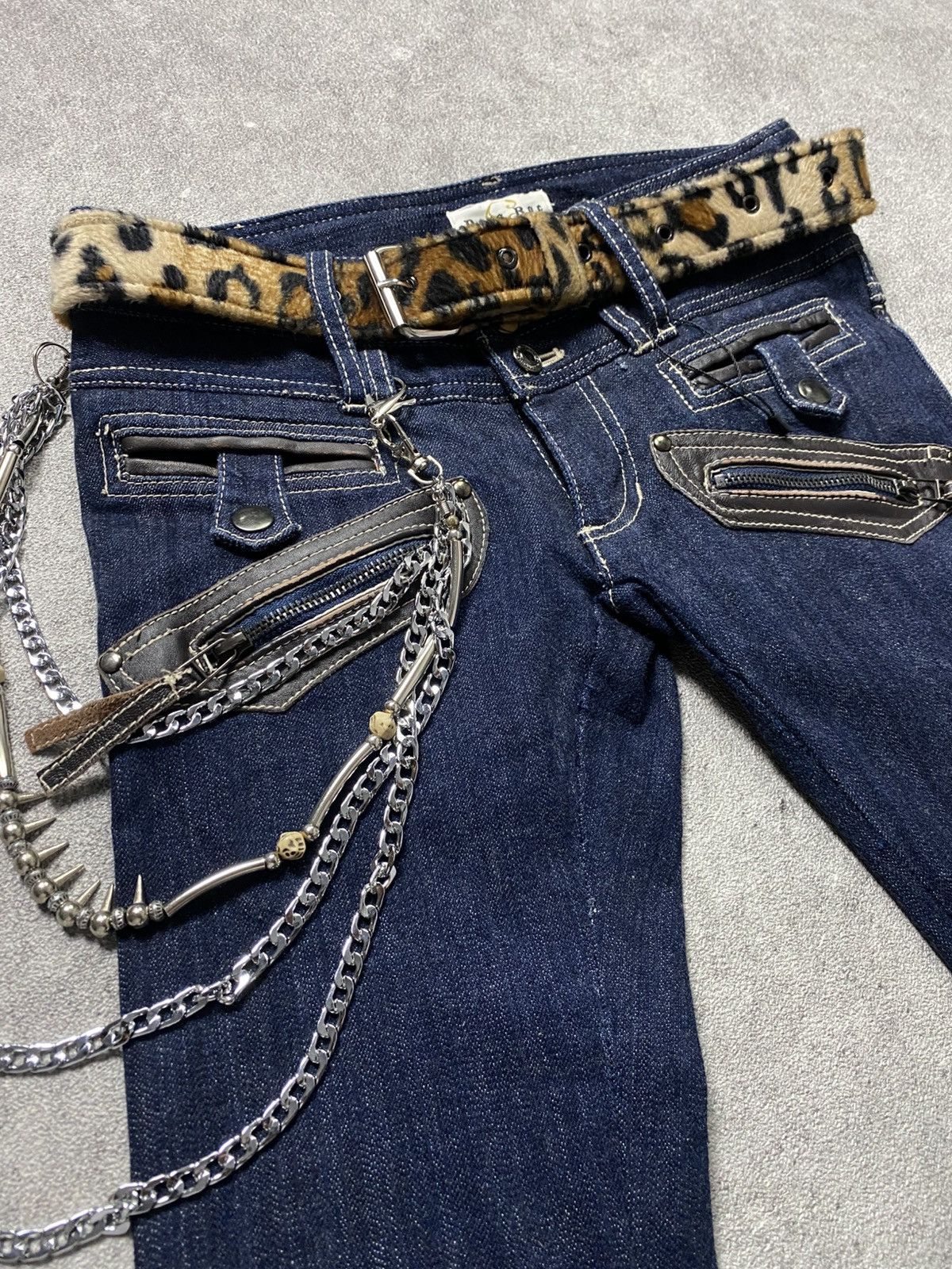If Six Was Nine × Japanese Brand × Le Grande Bleu (L.G.B.) 2000s Noza Roc Leather patch Flare Jean Size US 28 / EU 44 - 3 Thumbnail