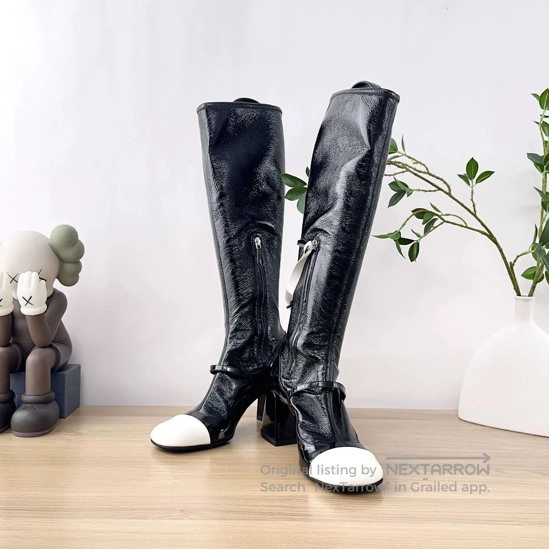 Miu Miu MiuMiu Black White Patent Leather Knee. Size US 8 / IT 38 - 3 Thumbnail