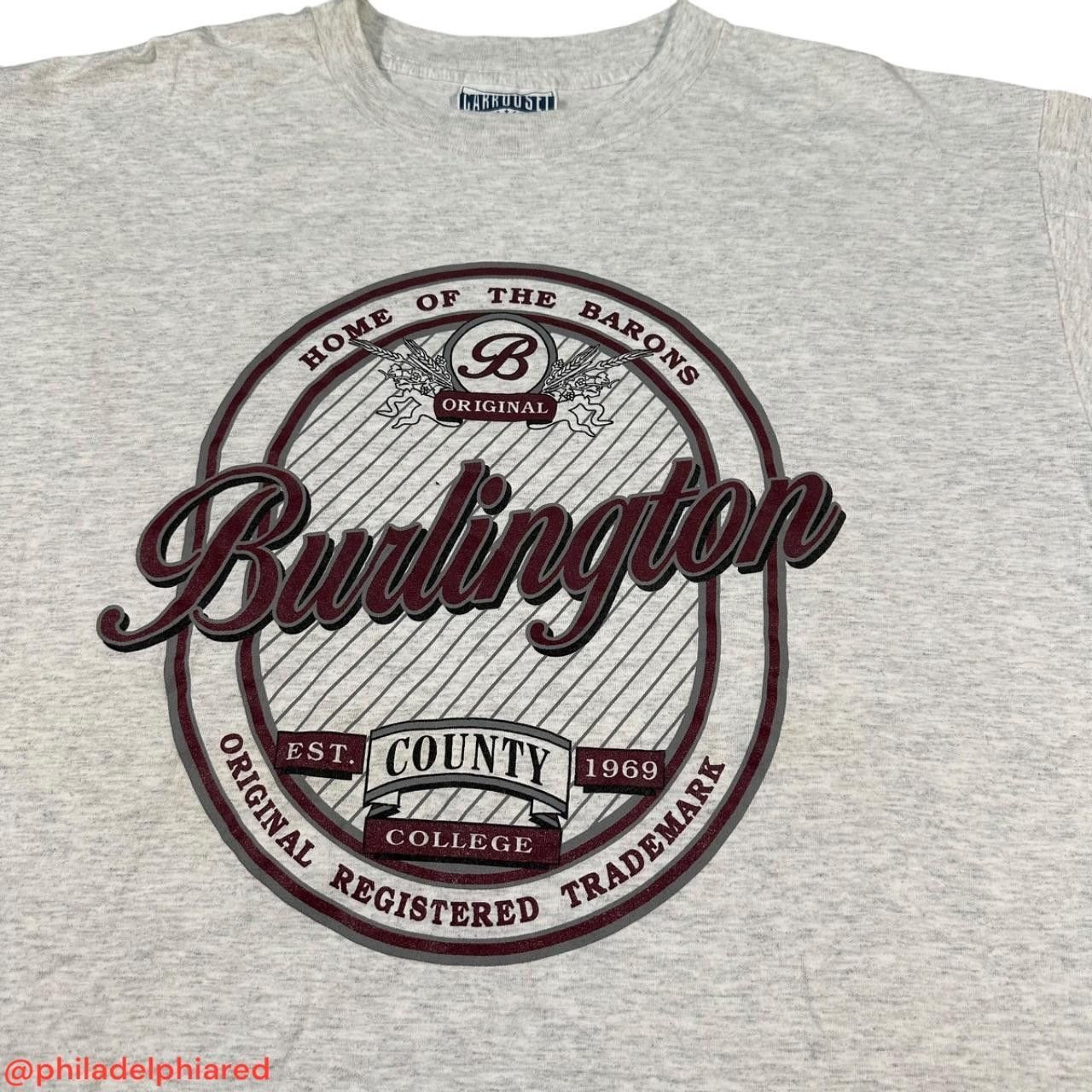 Designer Vintage 1990s Burlington County College t-shirt mens XL Size US XL / EU 56 / 4 - 2 Thumbnail