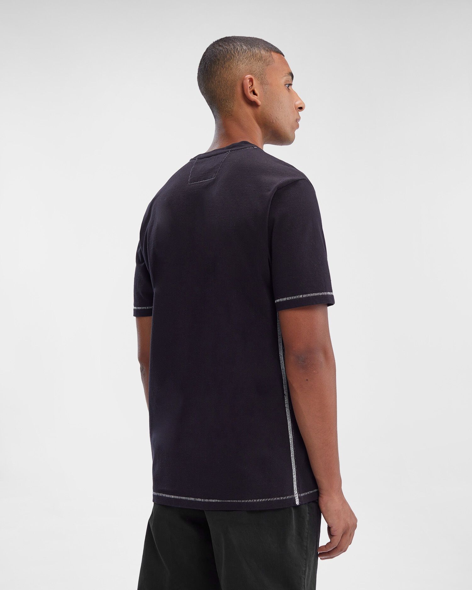 C.P. Company o1y1224 Logo Crewneck T-Shirt in Black Size US L / EU 52-54 / 3 - 3 Thumbnail