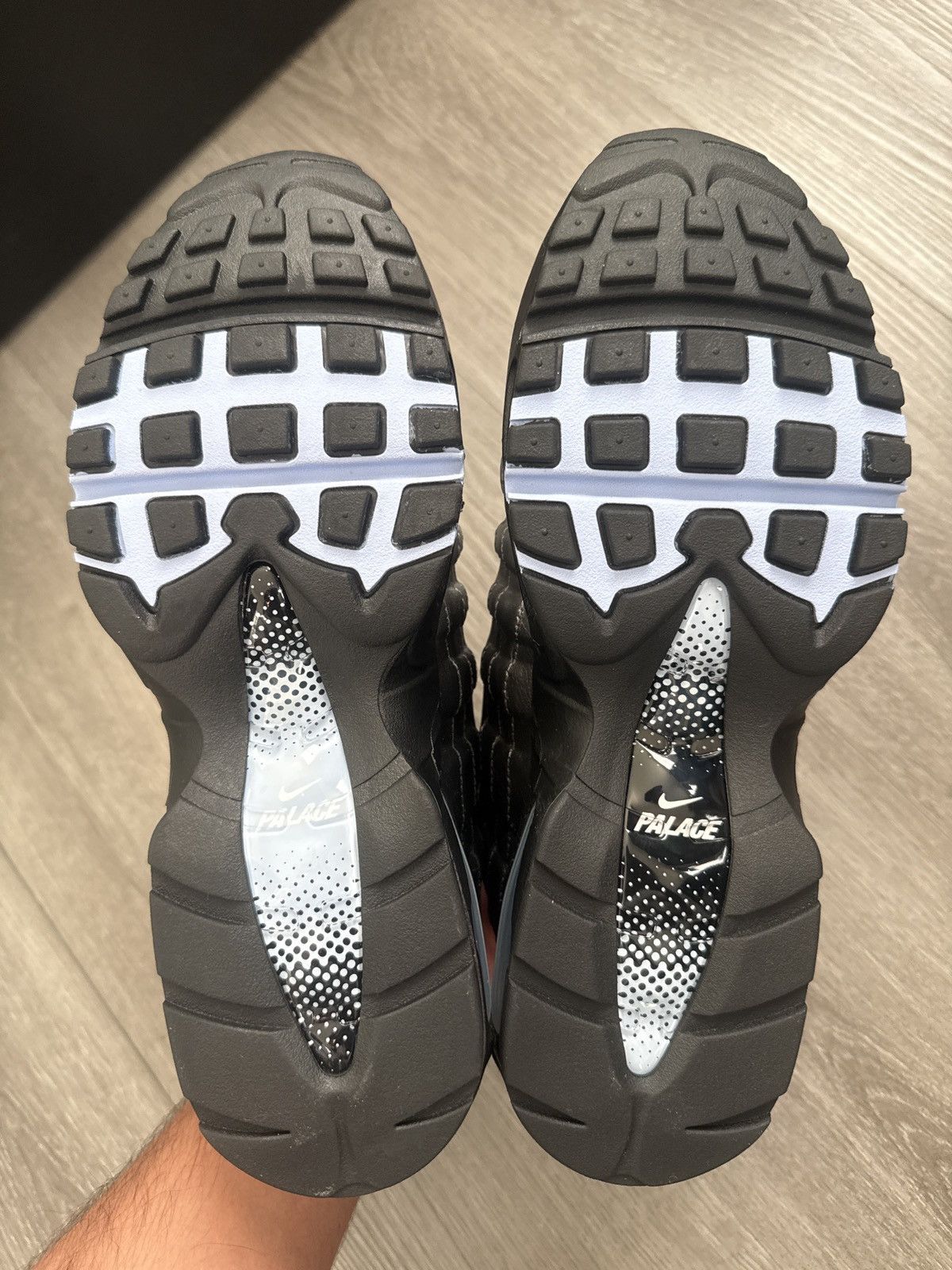 Palace Nike Air Max 95 Big Bubble Palace Size US 9.5 / EU 42-43 - 10 Thumbnail