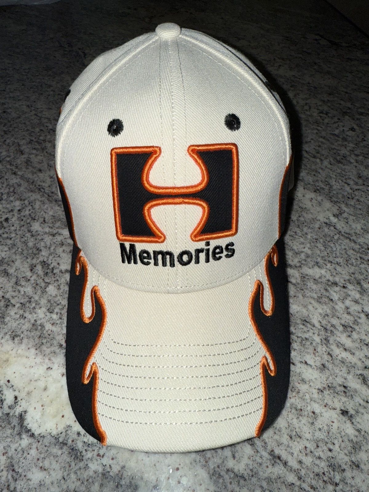 The GV Gallery HMDD Snapback Size ONE SIZE - 2 Thumbnail
