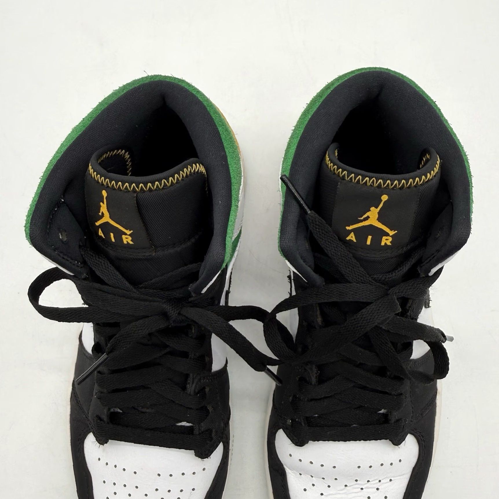 Jordan Brand Nike Air Jordan 1 Mid SE Oakland Men's 8.5 White/Laser Orange/Black/Lucky Green Sneakers 852542-101 Size US 9 / EU 42 - 4 Thumbnail