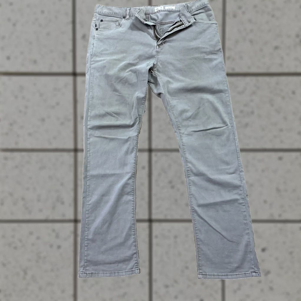 Rusty RUSTY Indi Slim Pants Men 36x32 Khaki Summer Lightweight 36W 32L Beige Slim Straight 90s Preppy Casual Workwear - Size US 36 / EU 52 - 1 Thumbnail