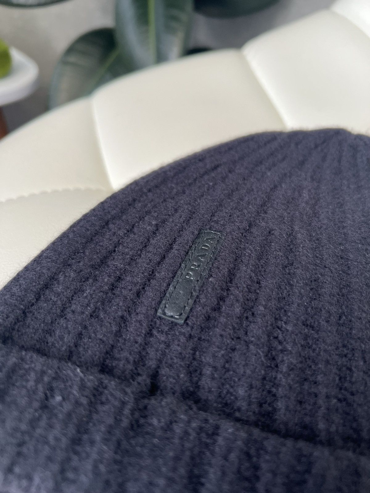 Prada × Vintage Prada Dark Navy Wool Ribbed Beanie Hat With Leather Tab Logo Size ONE SIZE - 4 Thumbnail