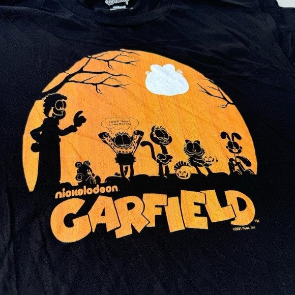 Nickelodeon New Garfield Halloween Group Shot Nighttime Spooky Sz L Size US L / EU 52-54 / 3 - 3 Thumbnail