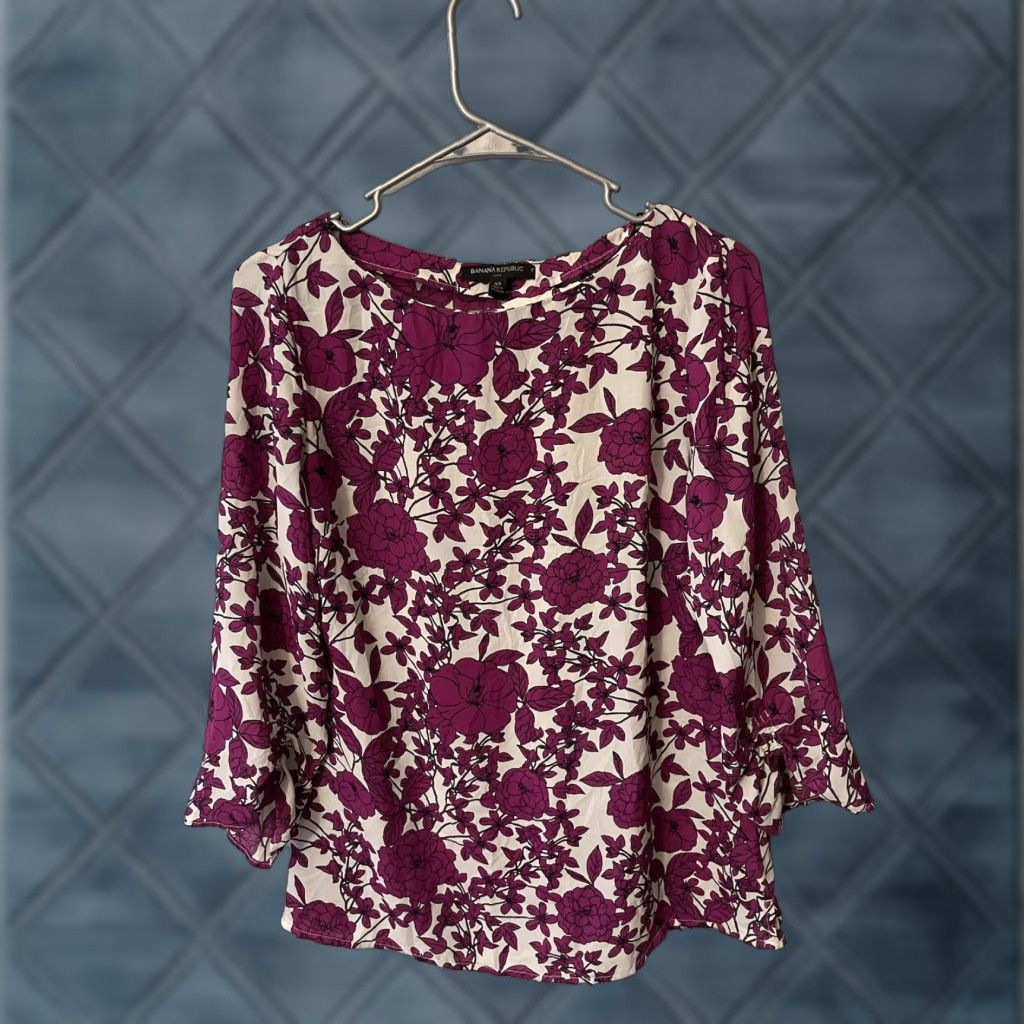 Banana Republic Banana Republic Women's Blouse 3/4 Sleeve Boat Neck XS Purple Floral Shirt Womens Size XS / US 0-2 / IT 36-38 - 1 Thumbnail