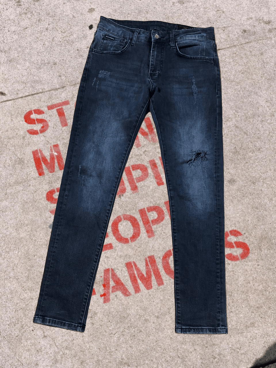 Dolce & Gabbana Vintage Dolce & Gabbana Distressed Denim Jeans Size US 42 / EU 58 - 1 Thumbnail