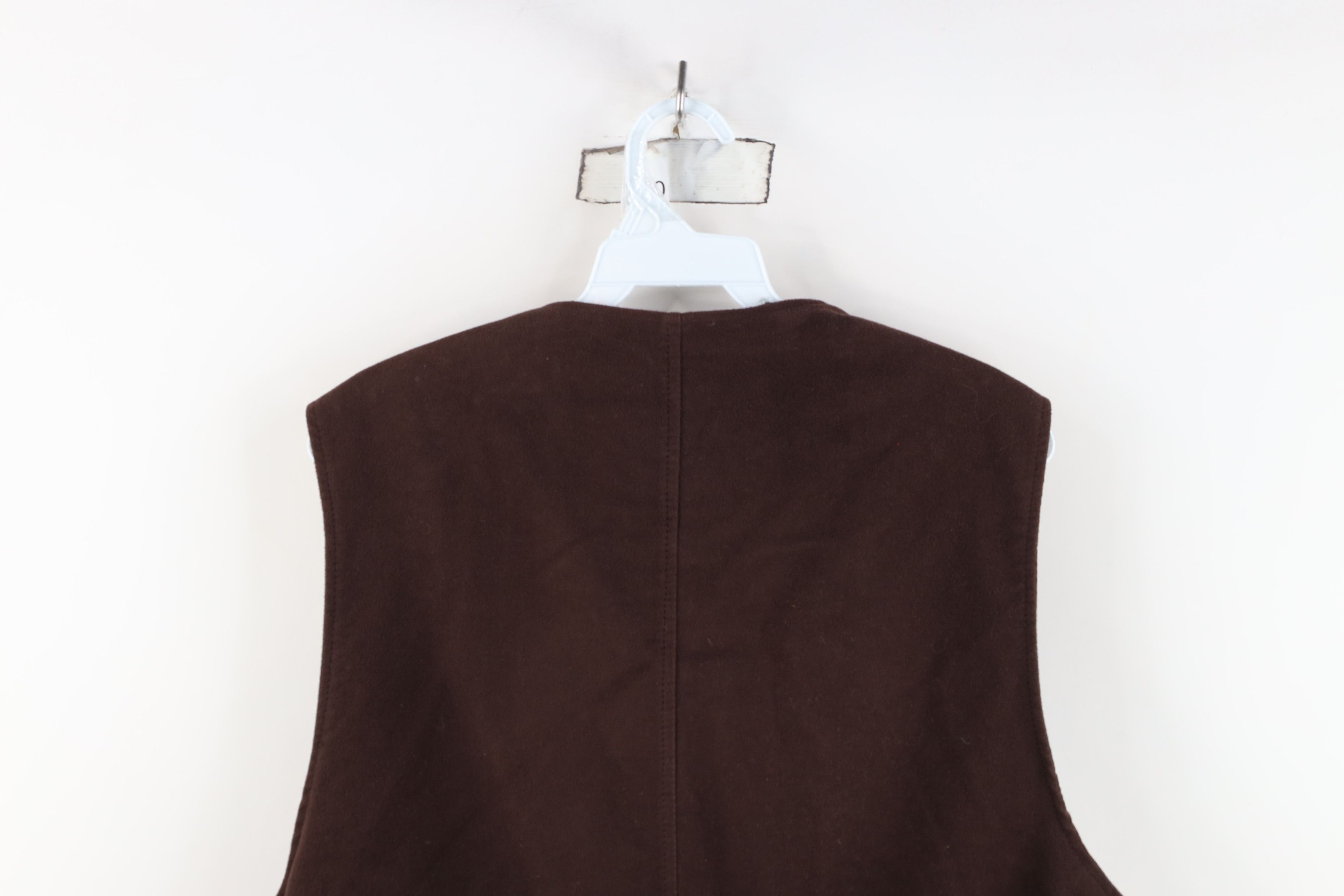 Gap Vintage 90s Gap Buckle Back Suede Leather Vest Jacket Brown Size US M / EU 48-50 / 2 - 14 Thumbnail