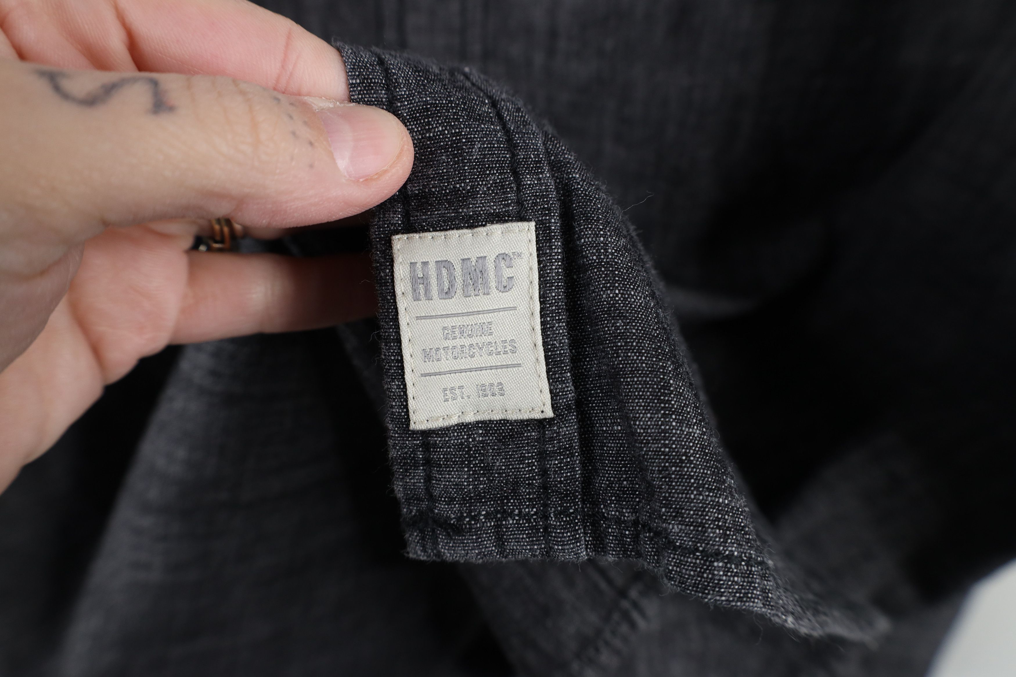 Harley Davidson × Vintage Vintage Harley Davidson Chambray Short Sleeve Button Shirt Size US XL / EU 56 / 4 - 5 Thumbnail