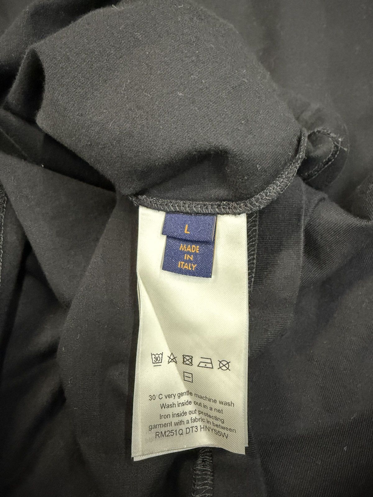 Louis Vuitton Louis Vuitton Logo T-Shirt Size US L / EU 52-54 / 3 - 3 Thumbnail