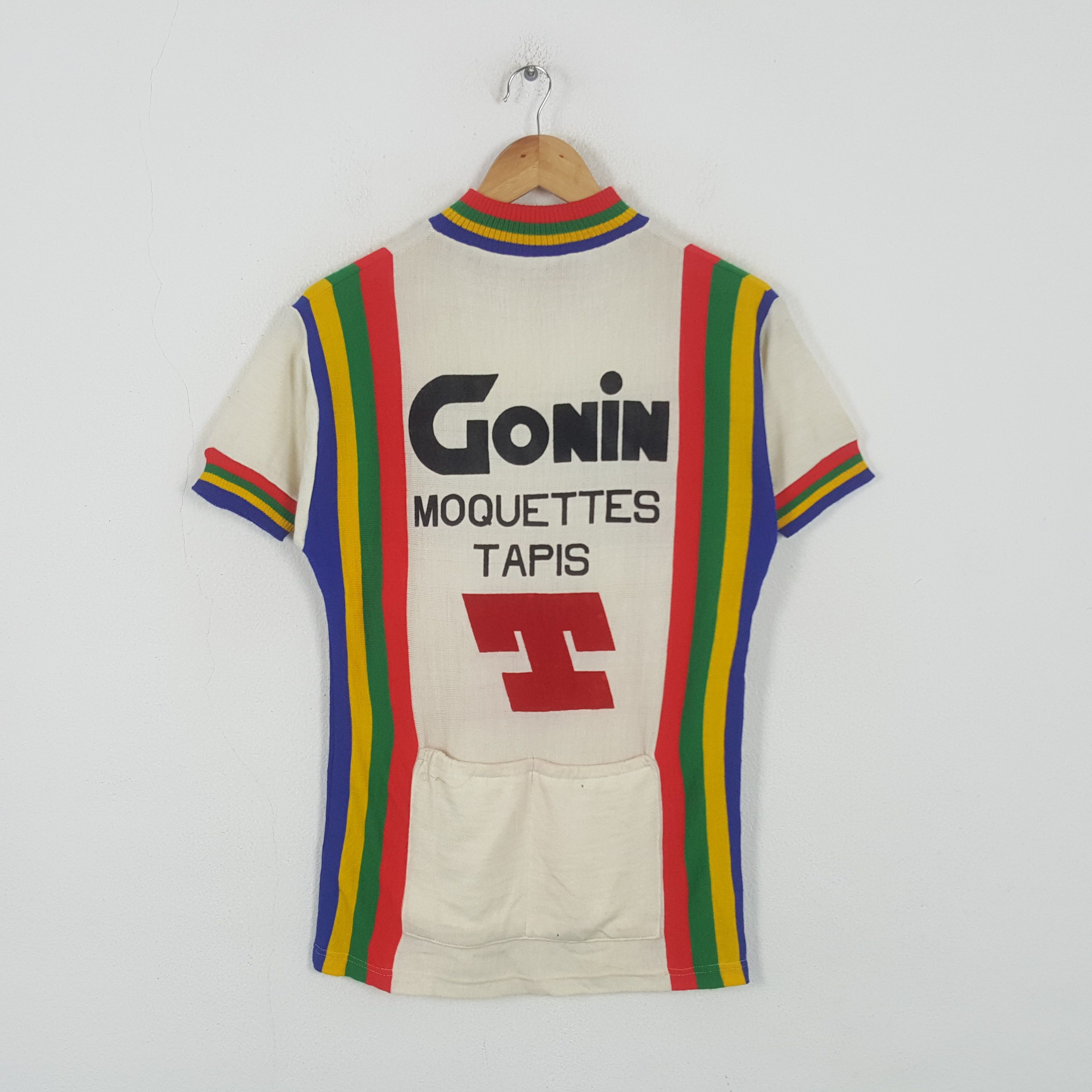 Vintage Vintage Gonin Moquettes Tapis T Retro Cycling Tshirt RR6 Size US XS / EU 42 / 0 - 3 Thumbnail