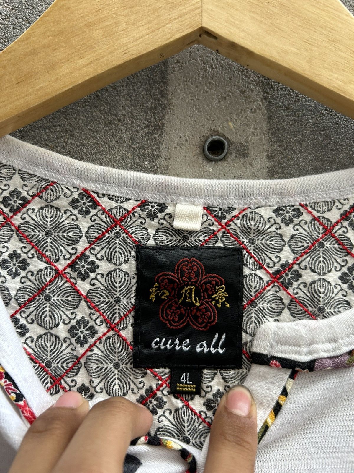 If Six Was Nine × Le Grande Bleu (L.G.B.) × Yohji Yamamoto Vintage Floral Henley Long Sleeve – White Size US XXL / EU 58 / 5 - 13 Thumbnail