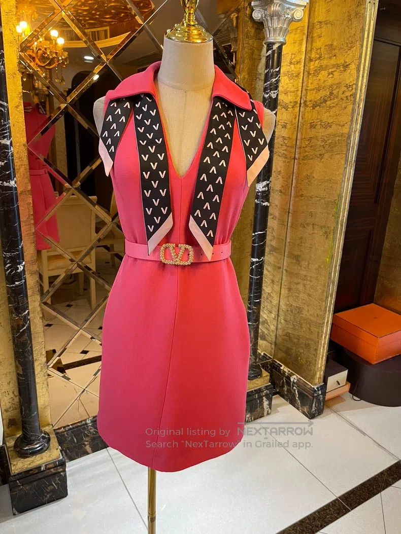 Valentino Valentino Rose red dress Size M / US 6-8 / IT 42-44 - 2 Thumbnail