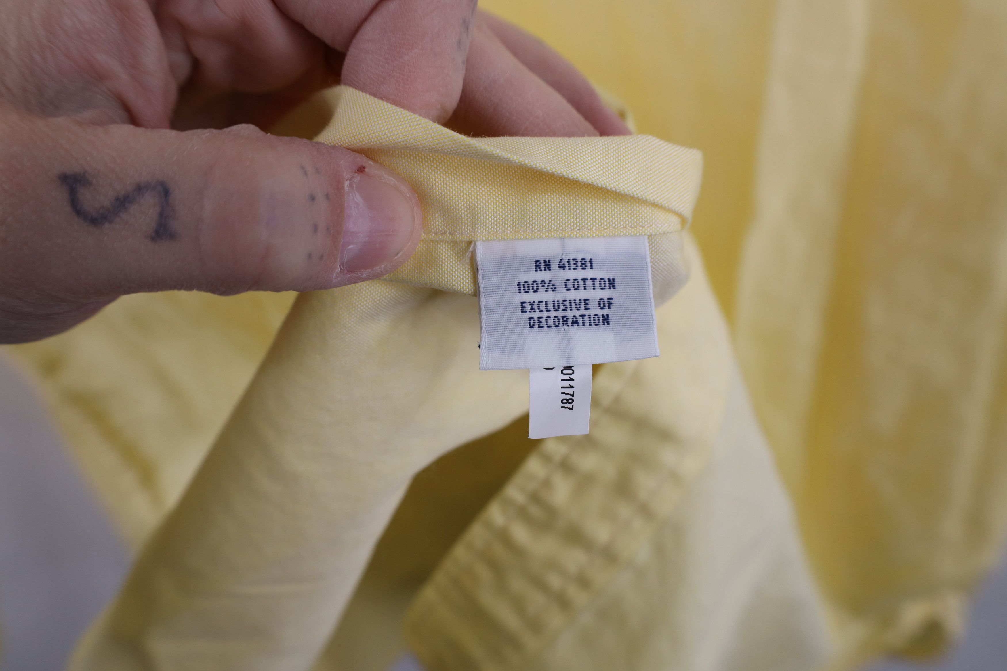 Ralph Lauren × Vintage Vintage Ralph Lauren Faded Collared Button Down Shirt Yellow Size US M / EU 48-50 / 2 - 7 Thumbnail