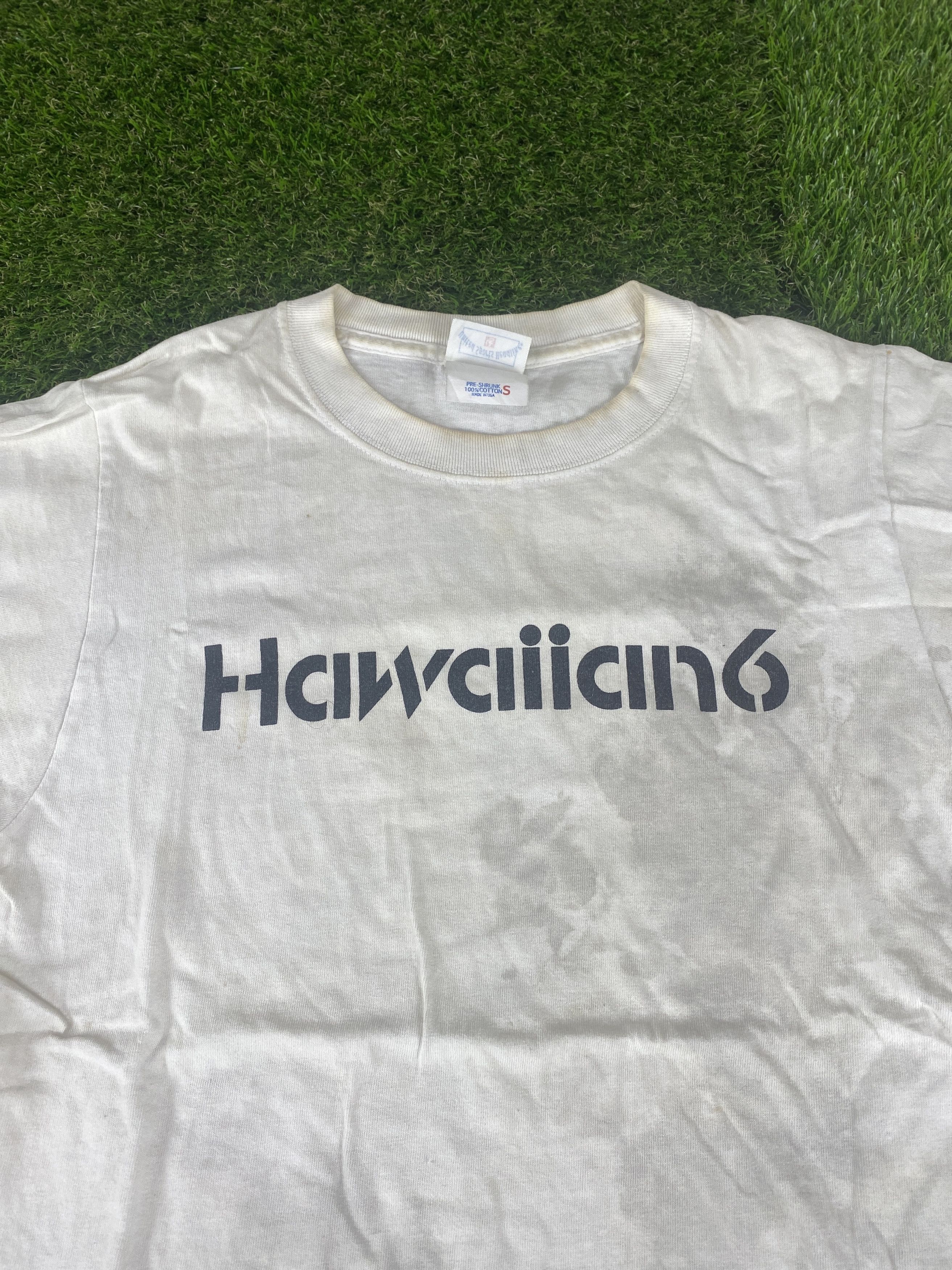 Japanese Brand Hawaiian6 Tshirt (T114) Size US S / EU 44-46 / 1 - 2 Thumbnail