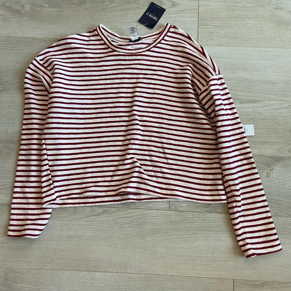 Designer Cozy Striped Crop Sweater - Perfect for Layering Size M / US 6-8 / IT 42-44 - 1 Thumbnail