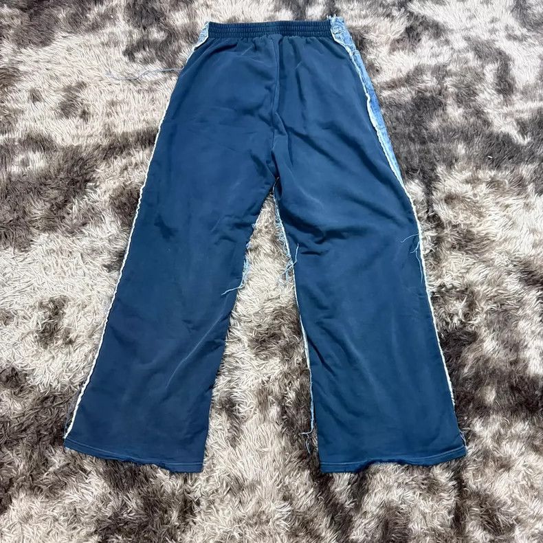 Balenciaga Balenciaga size S Washed and worn-in baggy jeans with fron Size US 27 - 5 Thumbnail
