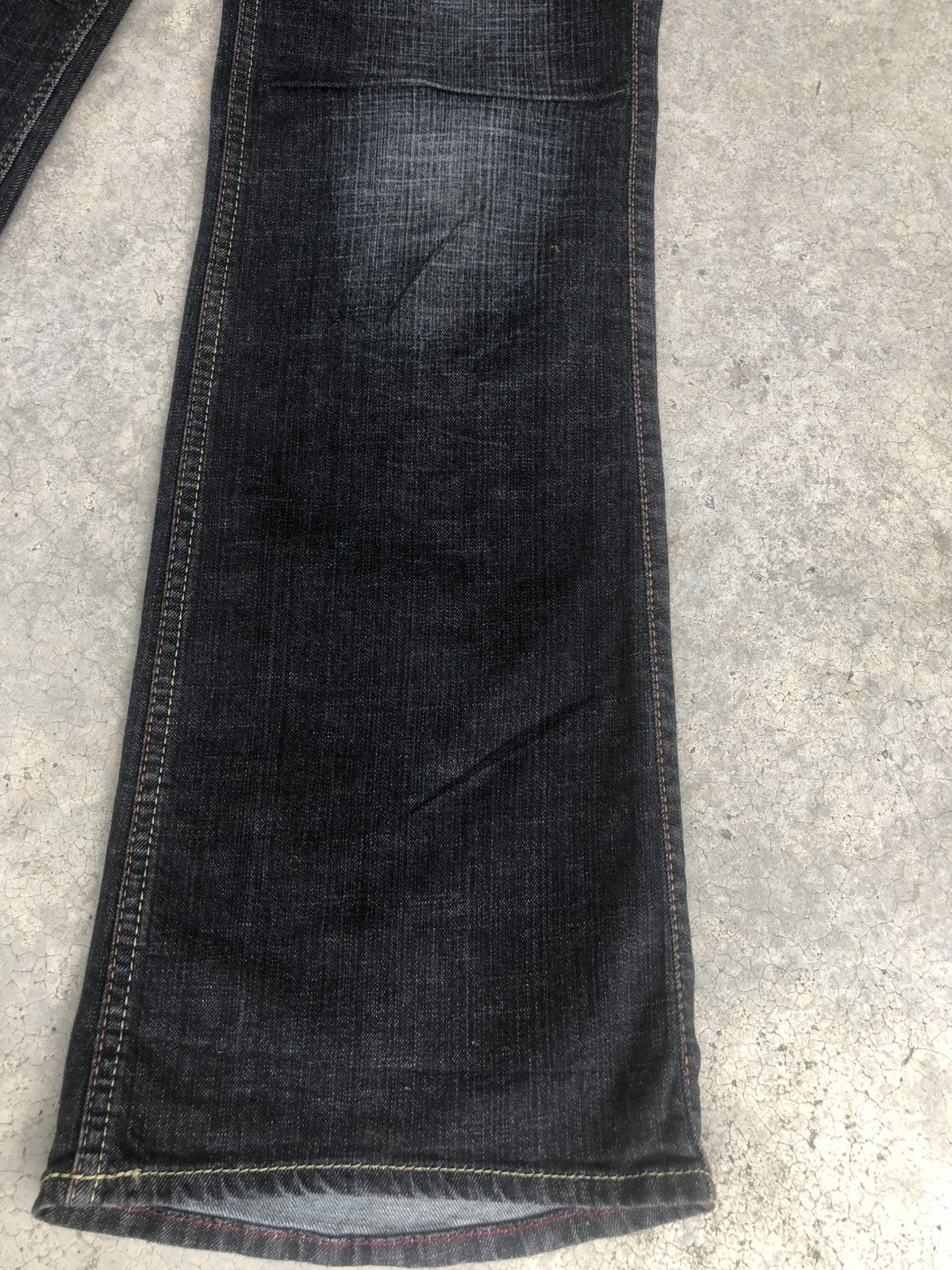 If Six Was Nine Japanese Bobson Flared Jeans Distressed Size US 29 - 7 Thumbnail