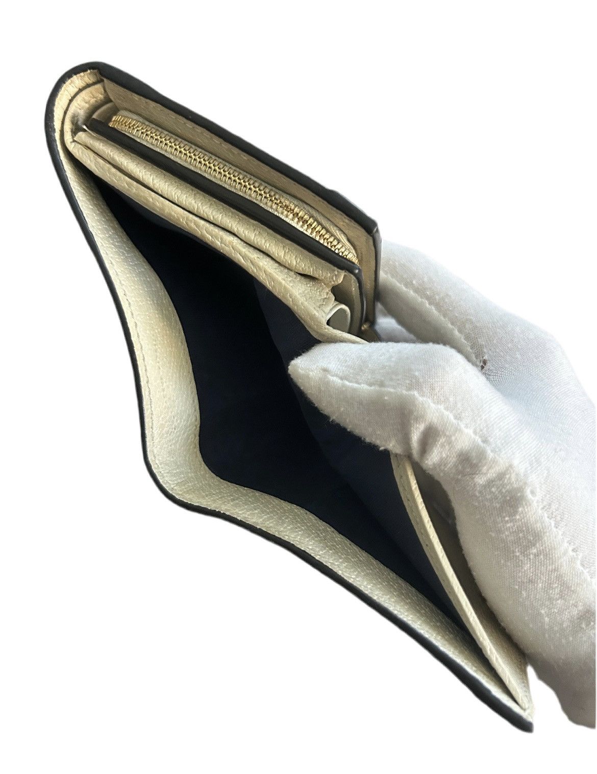 Gucci Gucci GG Striped Leather Zippy Wallet Size ONE SIZE - 4 Thumbnail