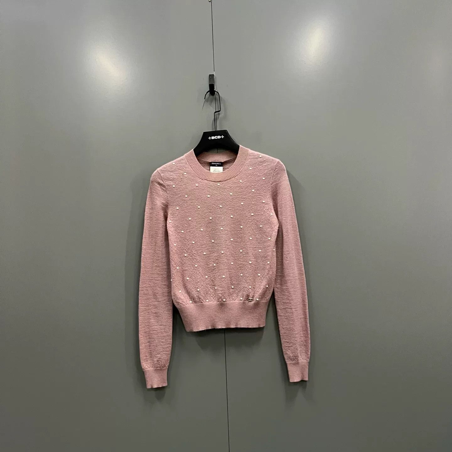 Chanel Chanel Pink Pearl Embroidery Sweater Size S / US 4 / IT 40 - 1 Thumbnail