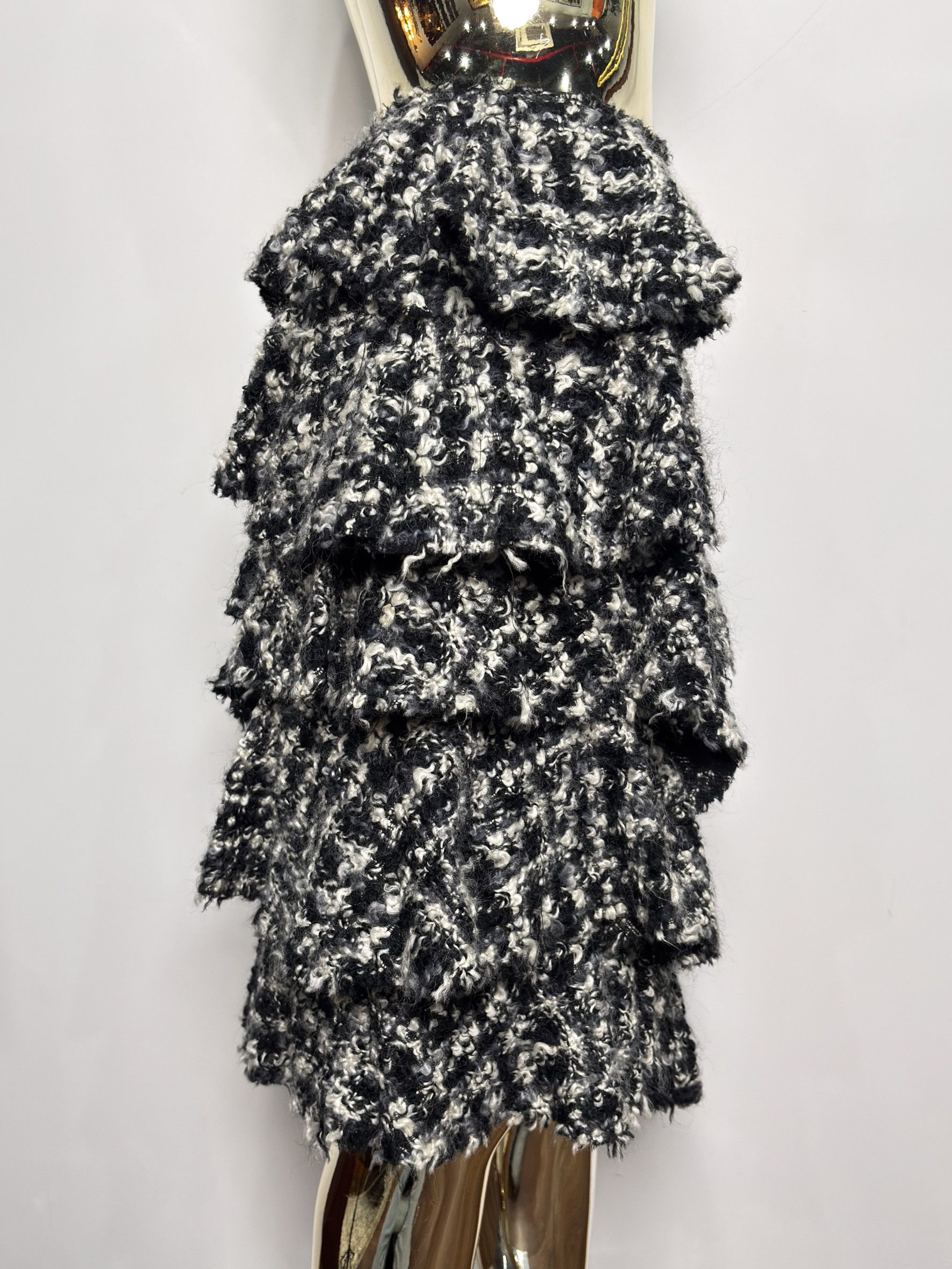 Lanvin Lanvin Black & White Tweed Skirt Size 26" / US 2 / IT 38 - 2 Thumbnail