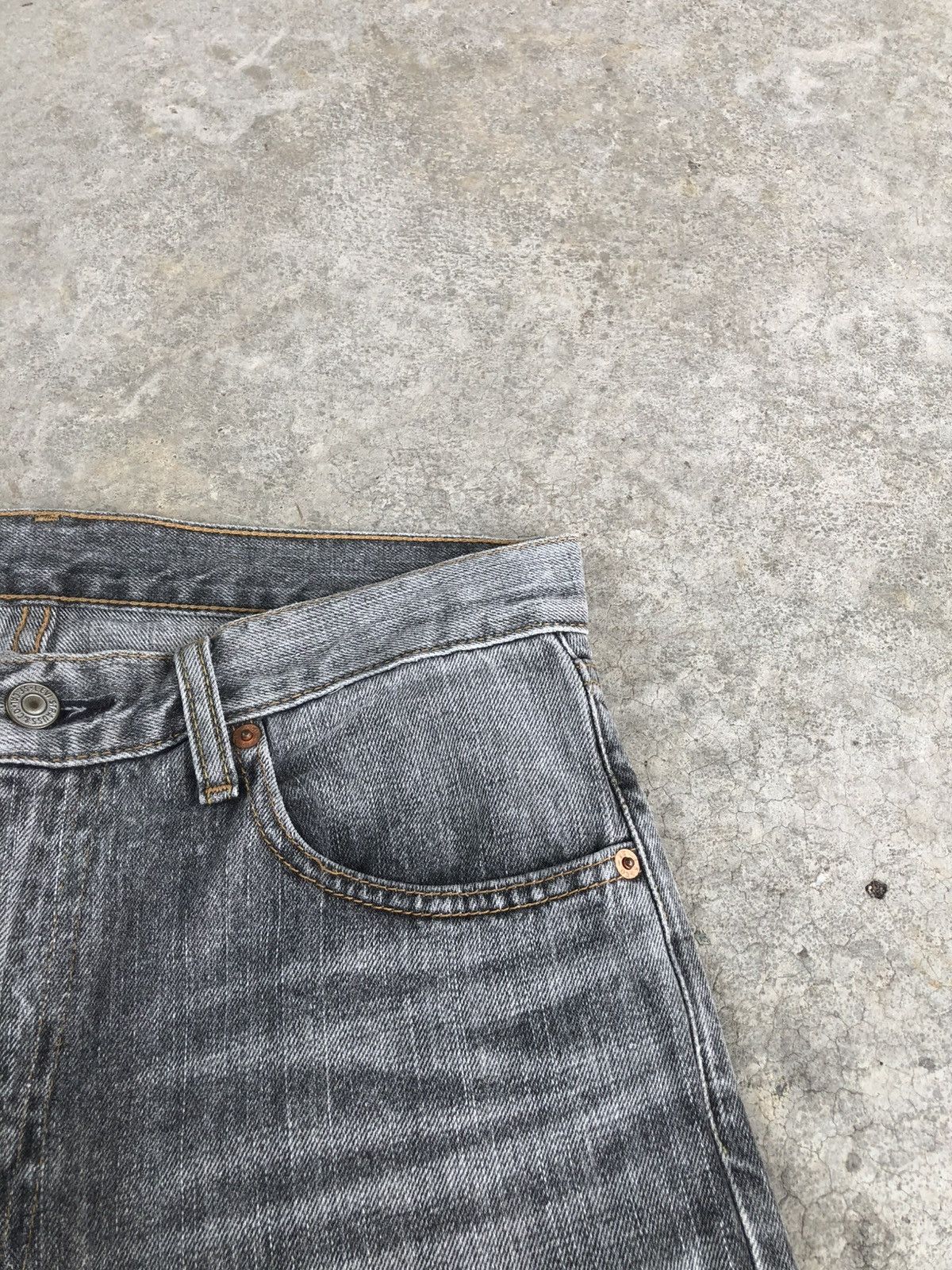 Levi's Vintage Levis 533 Distressed Denim Made in japan Size US 30 / EU 46 - 15 Thumbnail