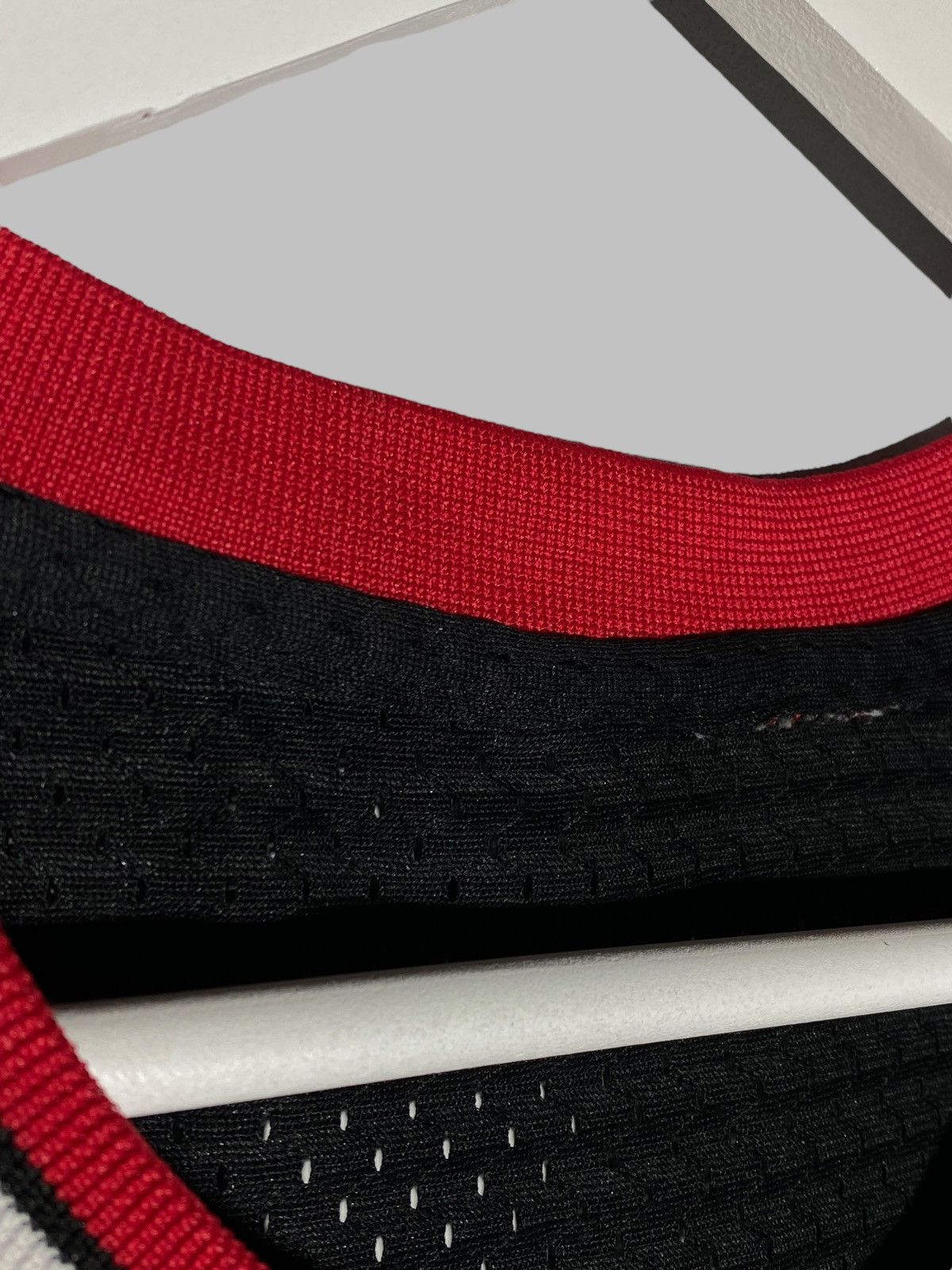 NBA × Nike × Vintage 🔥 VINTAGE 90s CHICAGO BULLS 23 JORDAN NBA BASKETBALL JERSEY🔥 Size US M / EU 48-50 / 2 - 14 Thumbnail