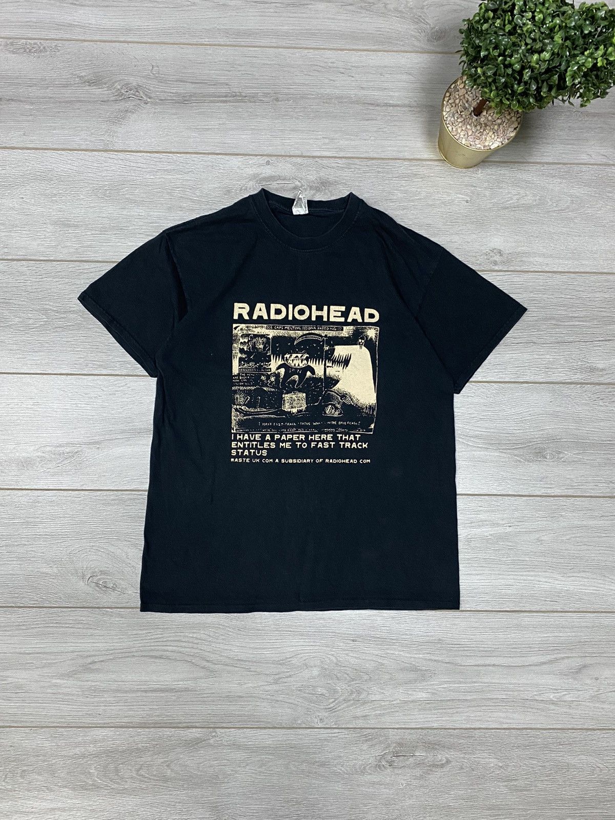 Vintage Vintage Y2K Radiohead - Ice Caps Melting Size US L / EU 52-54 / 3 - 1 Thumbnail