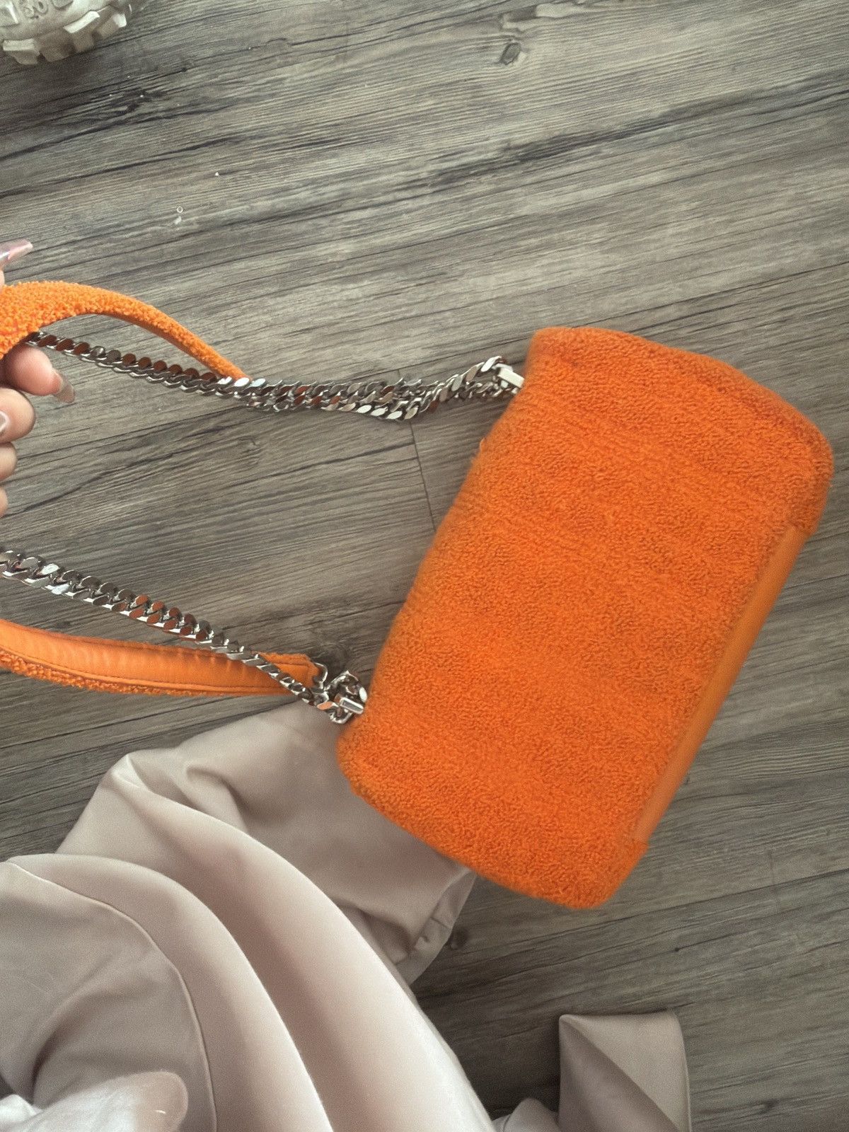 Burberry 2020ss chain towel bag
