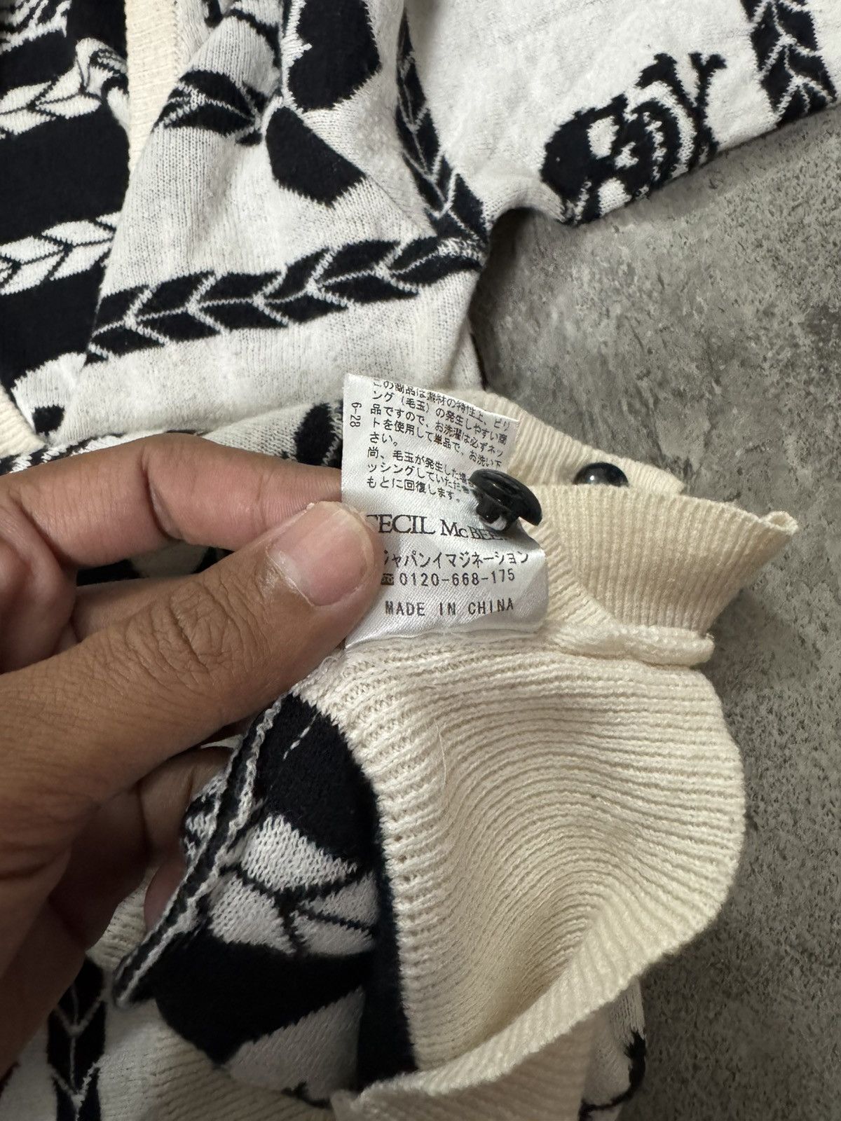Japanese Brand CECIL MC BEE WITH SKULL & LOVE CARDIGAN TO WOMAN Size M / US 6-8 / IT 42-44 - 7 Thumbnail