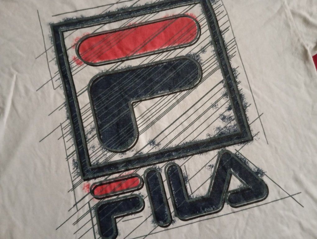 Fila VTG 90s Fila 🎾 Tshirt Spellout Big Logo 🔥 Size US L / EU 52-54 / 3 - 1 Thumbnail