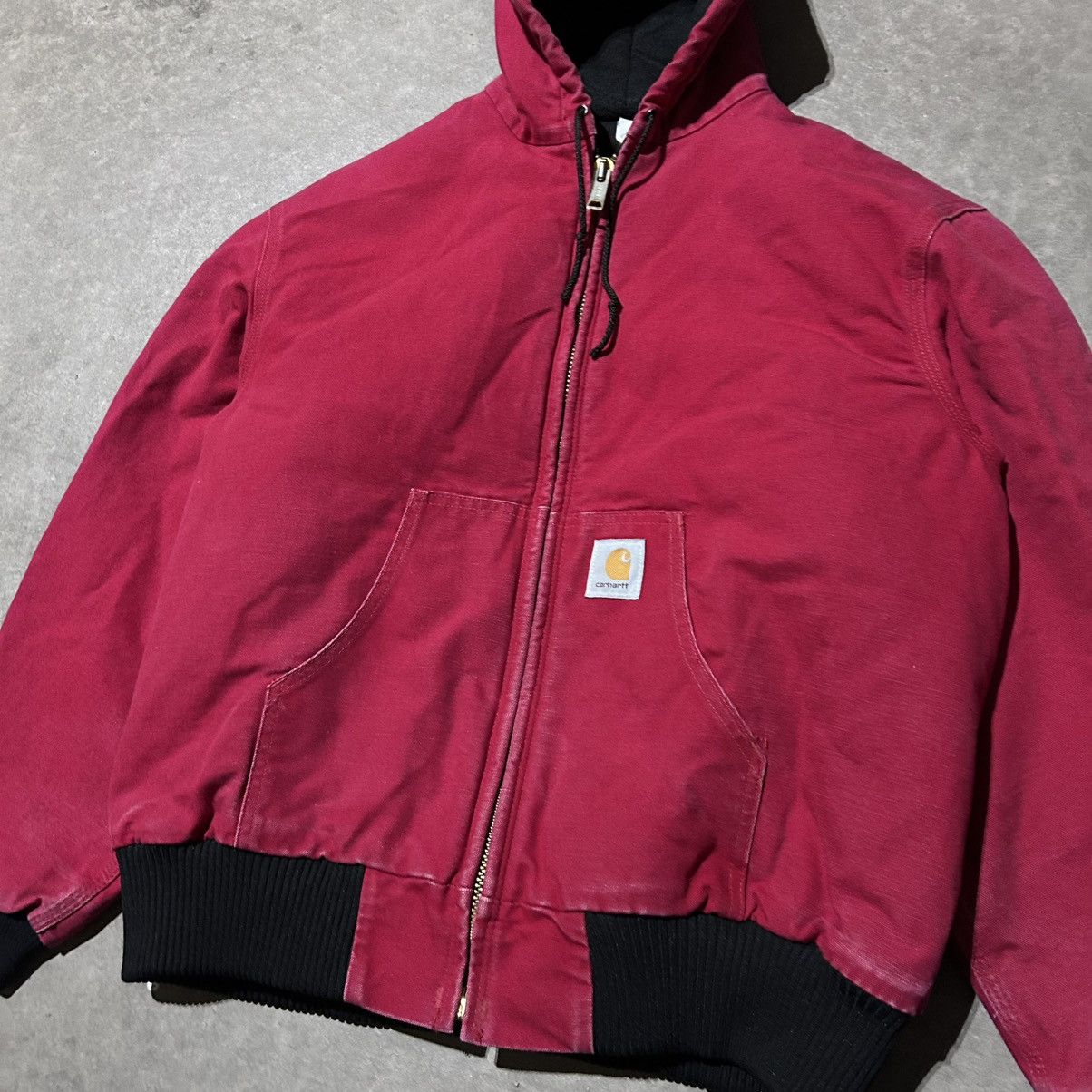 Carhartt Vintage 90s Carhartt Cherry Red Hooded Jacket XL Size US XL / EU 56 / 4 - 3 Thumbnail