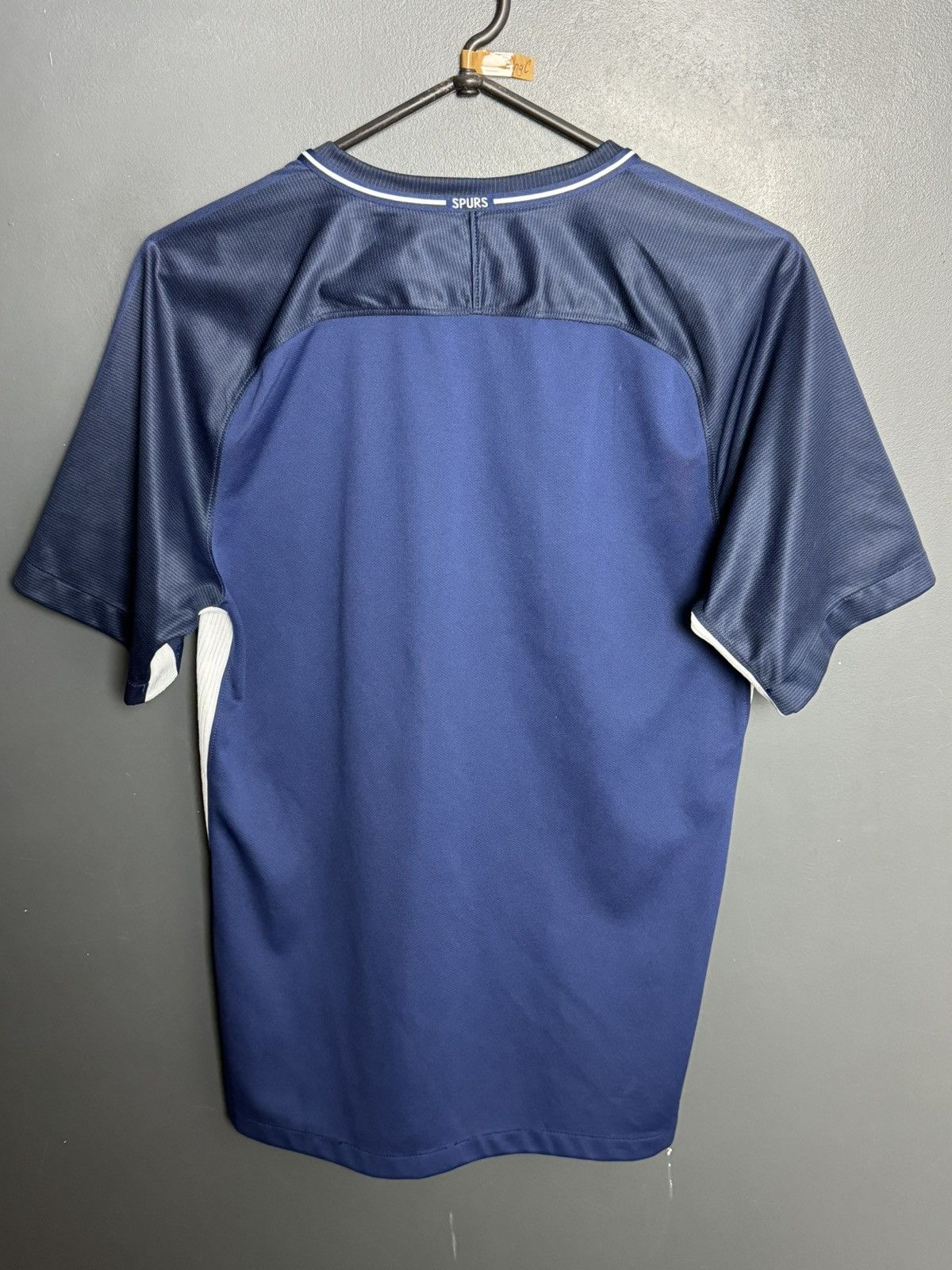 Nike Tottenham Hotspur 17/18 Away Football Jersey Size US S / EU 44-46 / 1 - 2 Thumbnail