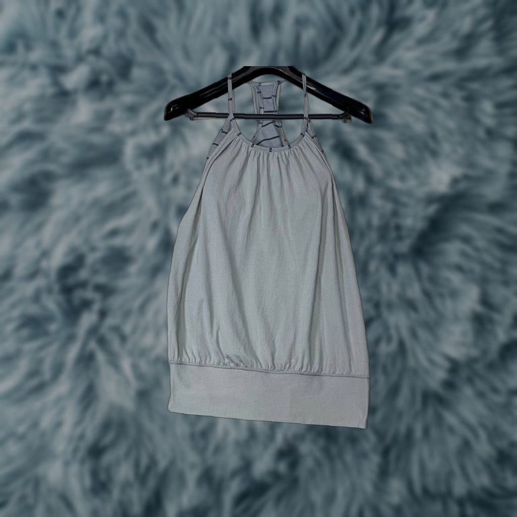 Lululemon Lululemon Built-In Bra Tank Top Women’s Gray Size 8 Activewear Shirt Sleeveless Yoga Size M / US 6-8 / IT 42-44 - 1 Thumbnail