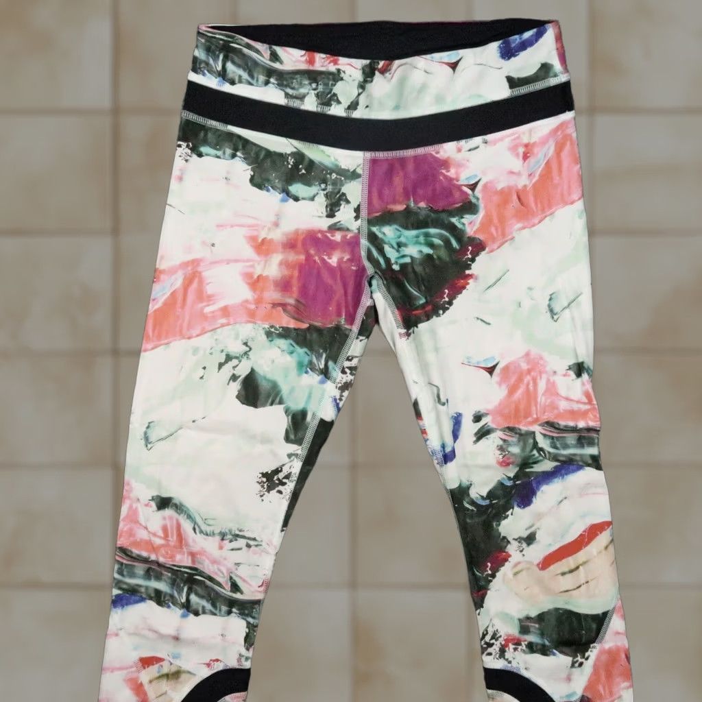 Lululemon Lululemon Womens 6 White Pink Run Inspire Crop II Colorful Zip Pocket Yoga Leggings Size 28" / US 6 / IT 42 - 1 Thumbnail