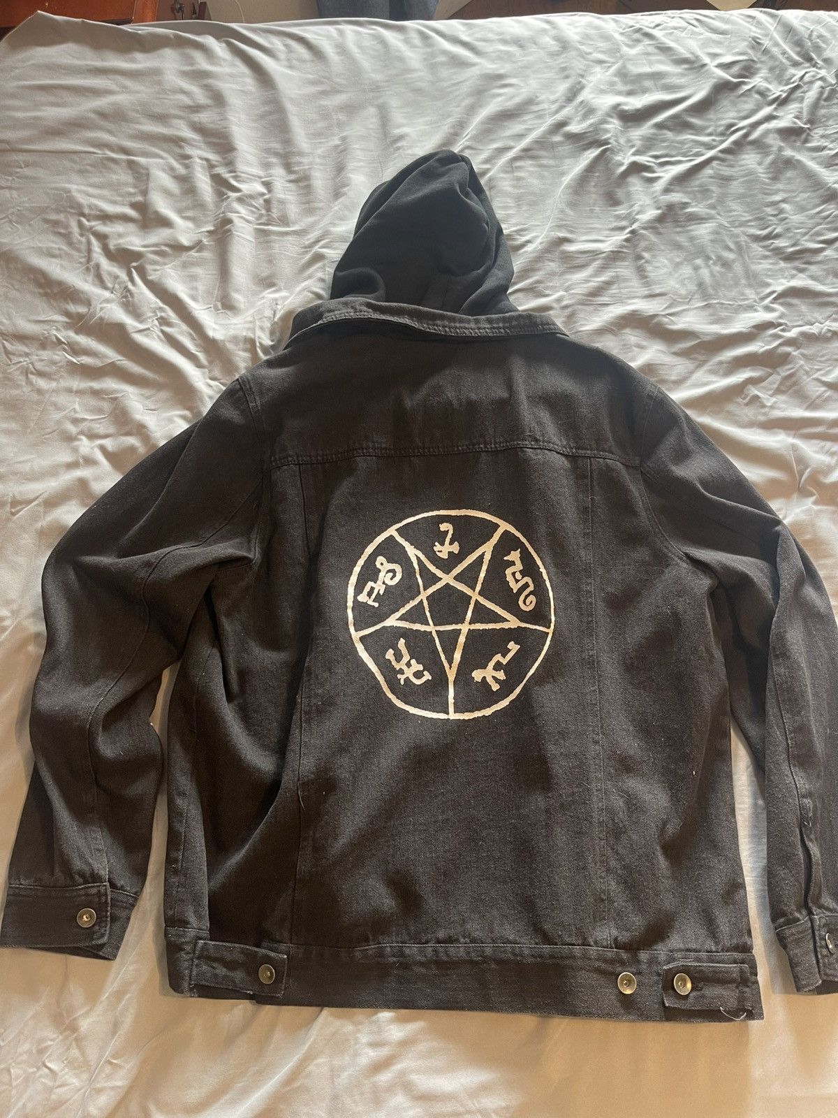 Other Supernatural Devil's Trap Hooded Denim Jacket Size US XXL / EU 58 / 5 - 1 Thumbnail