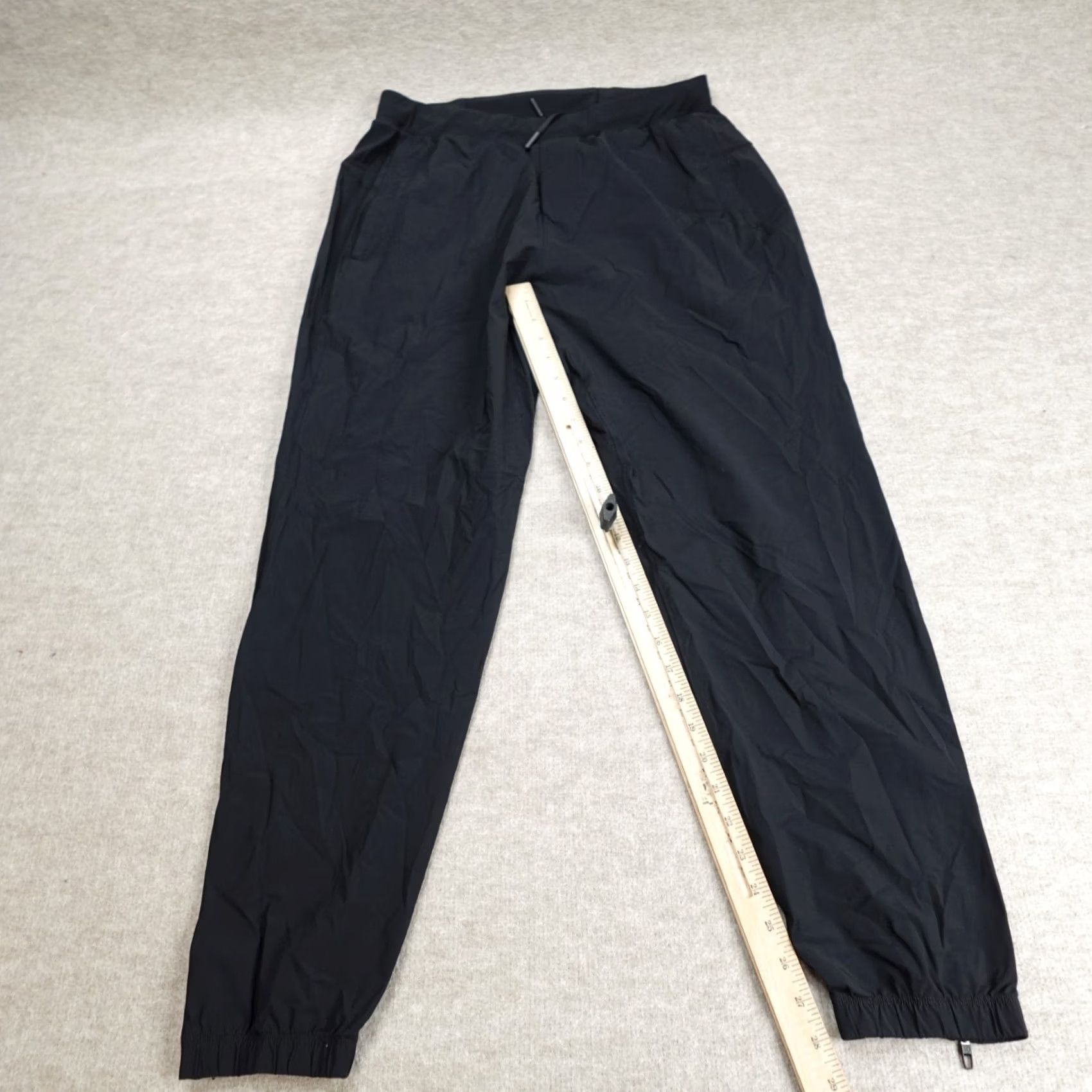 Lululemon Lululemon Pants Mens L Black Surge Jogger LM5956S Size US 33 - 5 Thumbnail