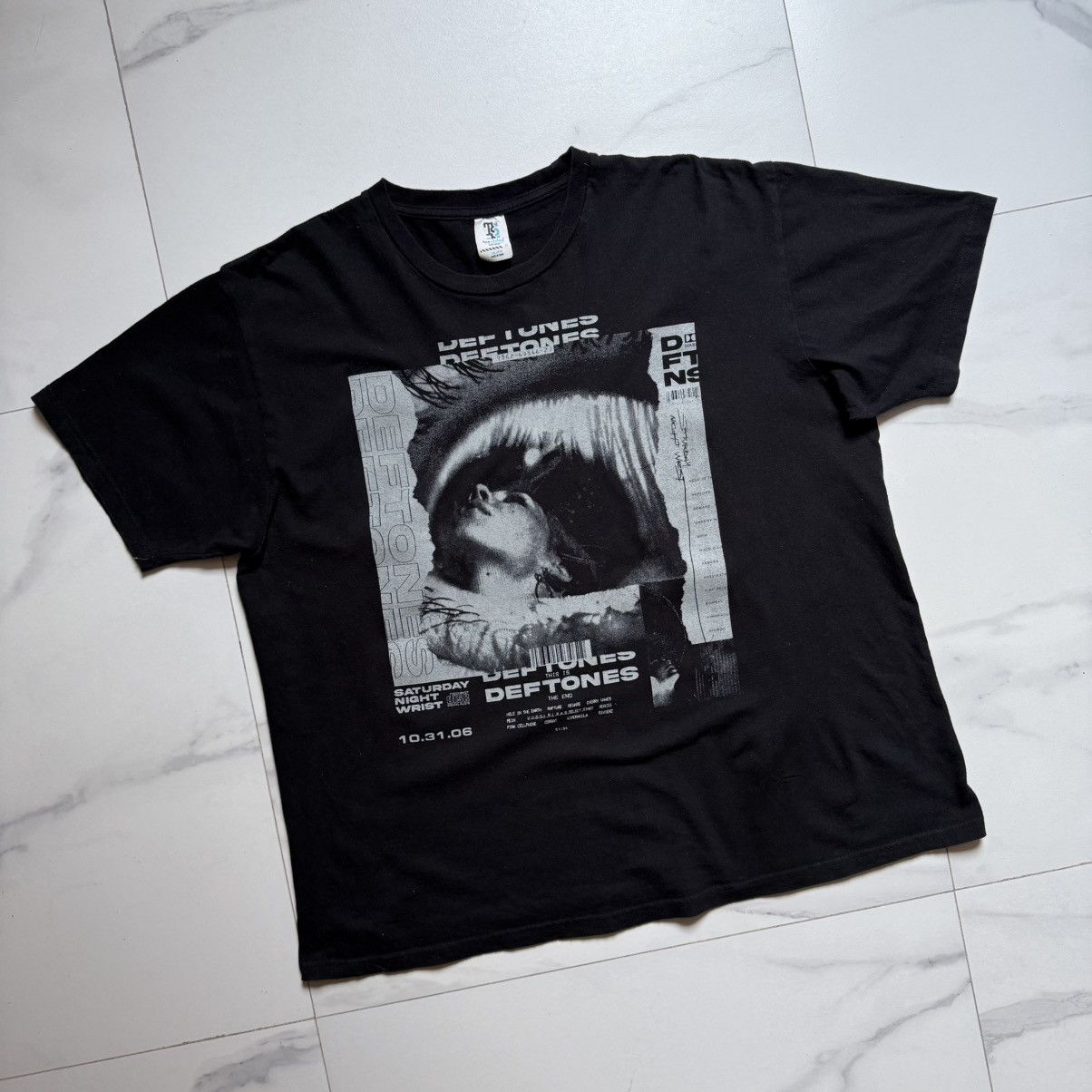 Band Tees Vintage Y2K Deftones Saturday Night Wrist Tee Size US XL / EU 56 / 4 - 3 Thumbnail