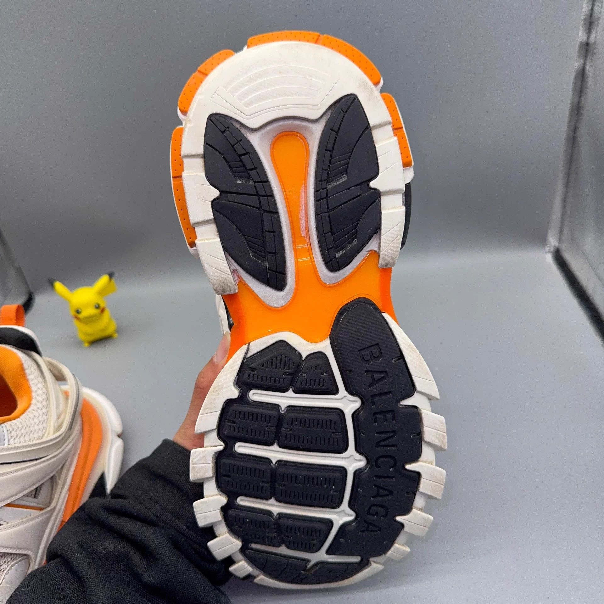 Balenciaga Balenciaga Track White Orange Sneakers Size US 10 / EU 43 - 8 Thumbnail