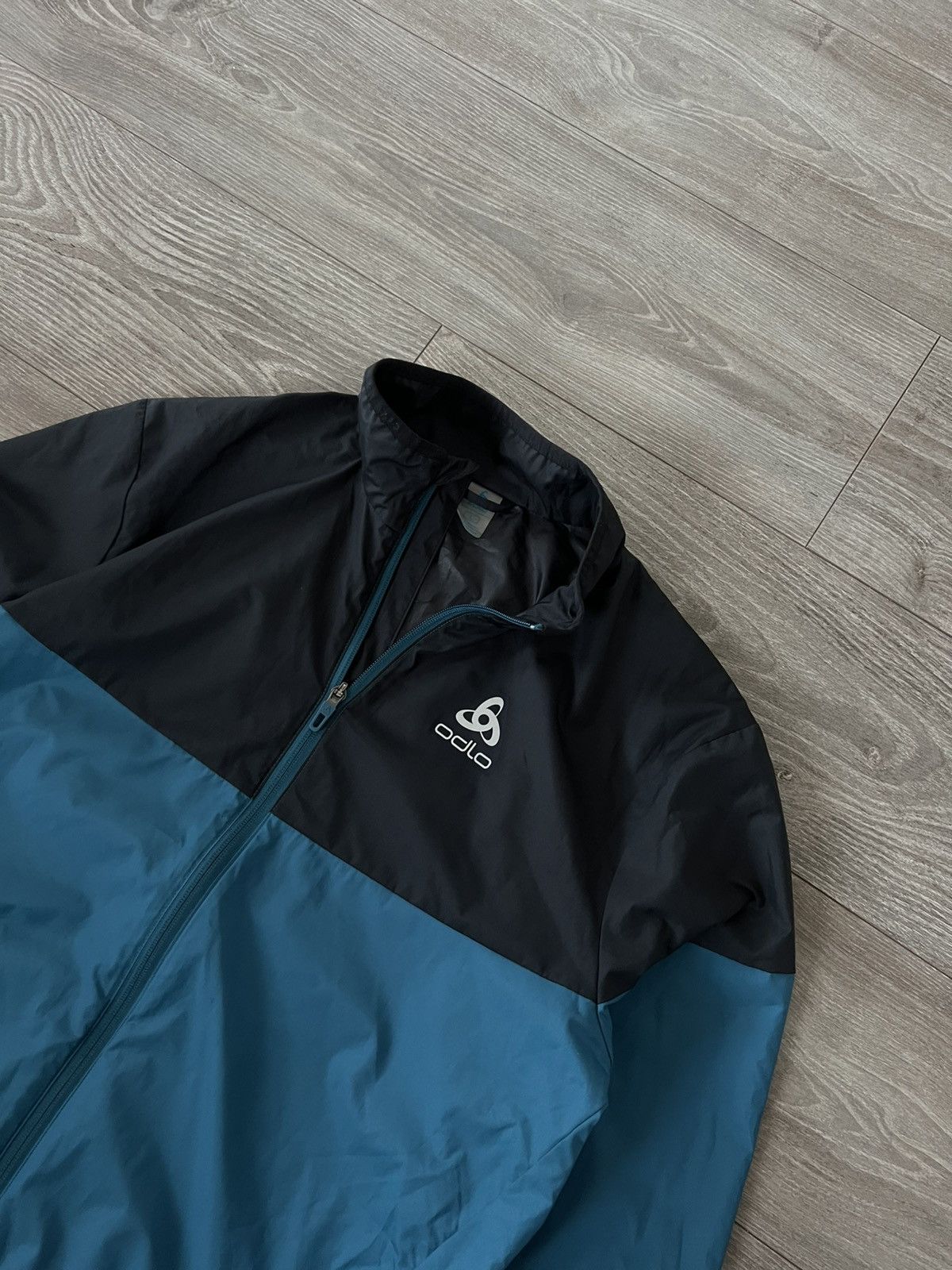 Japanese Brand × Odlo ODLO NEW COLLECTION POLYESTER RAIN RUN JACKET‼️ Size US L / EU 52-54 / 3 - 10 Thumbnail